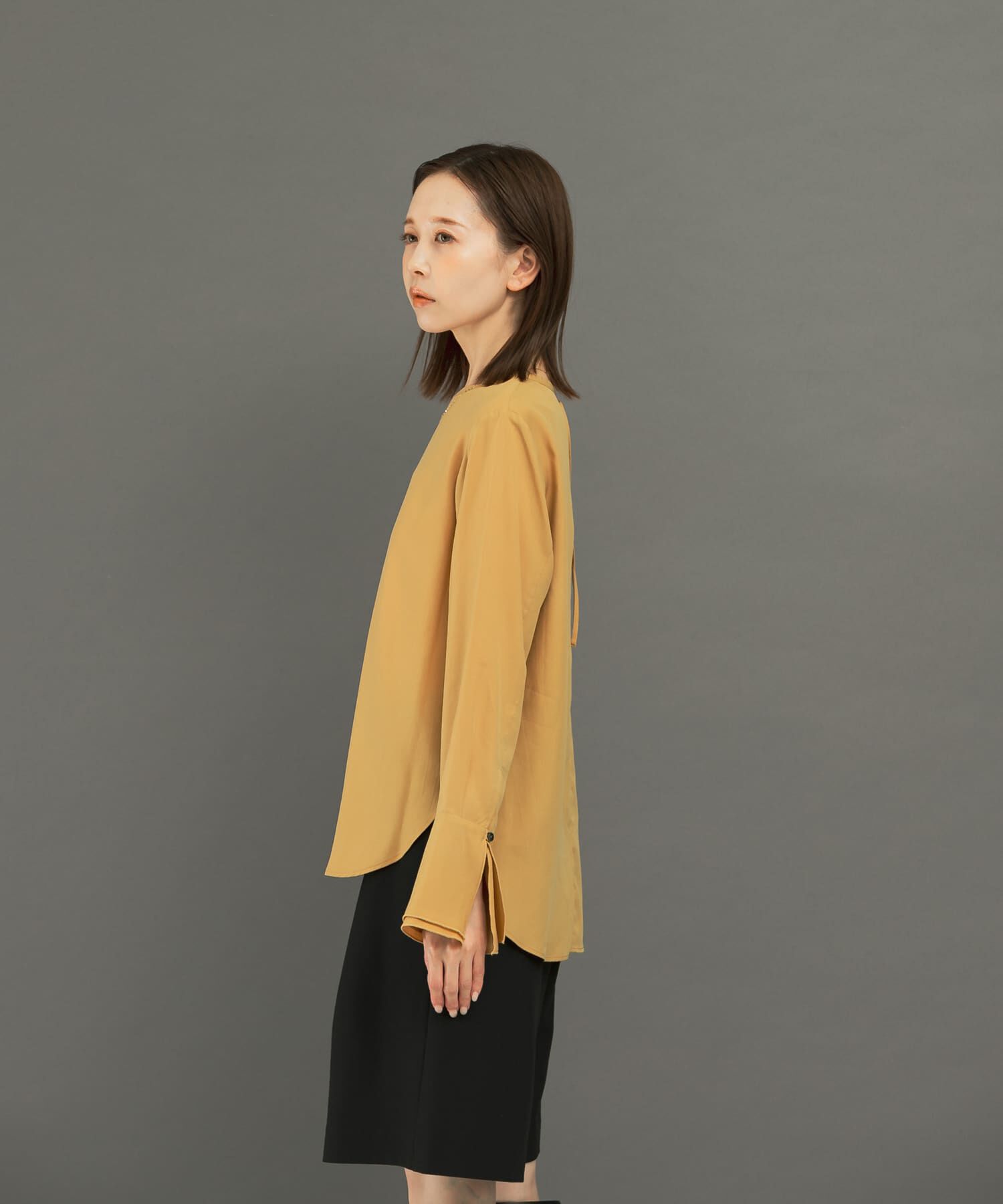 URBAN RESEARCH ROSSO「バックリボンダブルカフスブラウス」|シャツ・ブラウス|