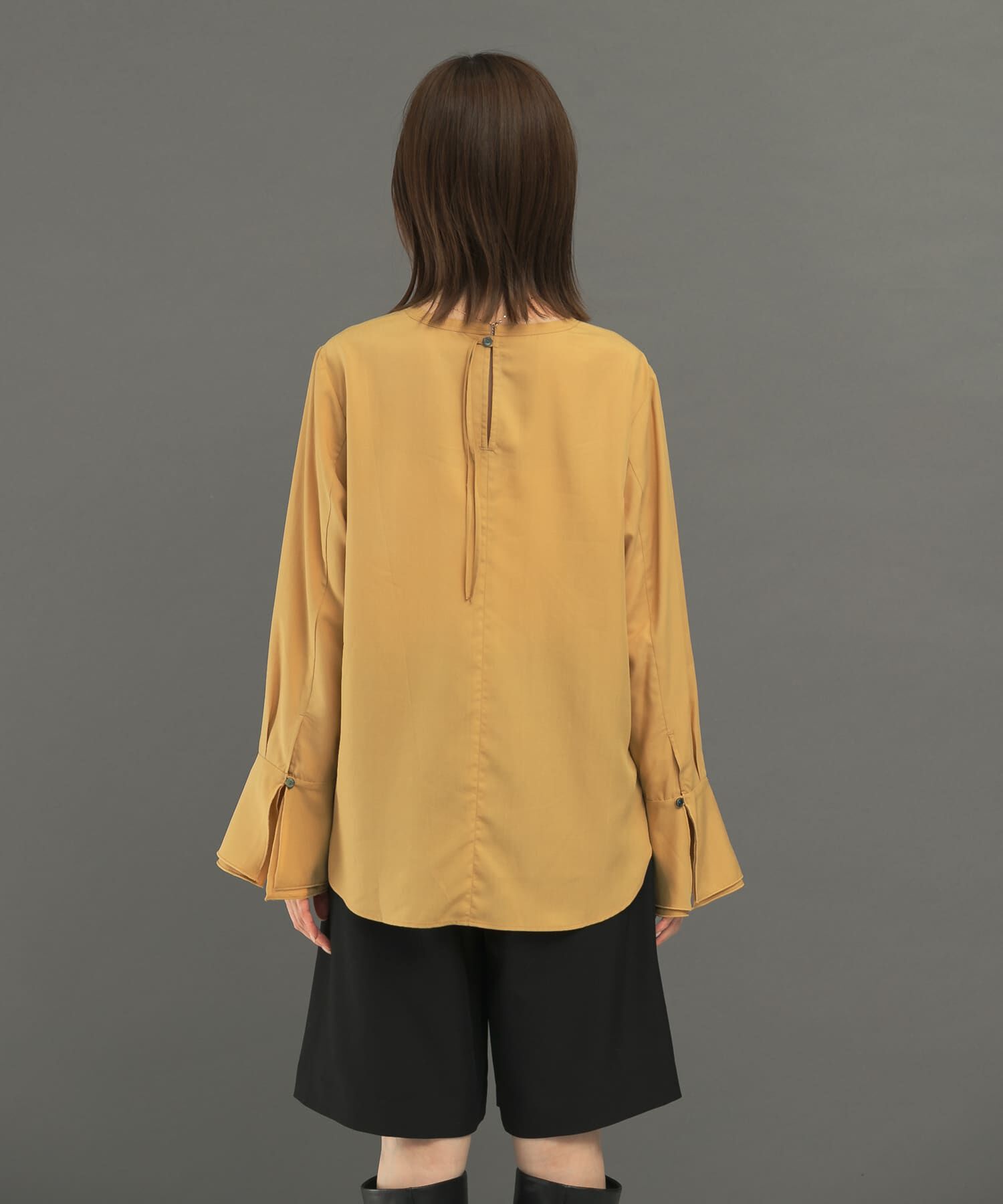 URBAN RESEARCH ROSSO「バックリボンダブルカフスブラウス」|シャツ・ブラウス|