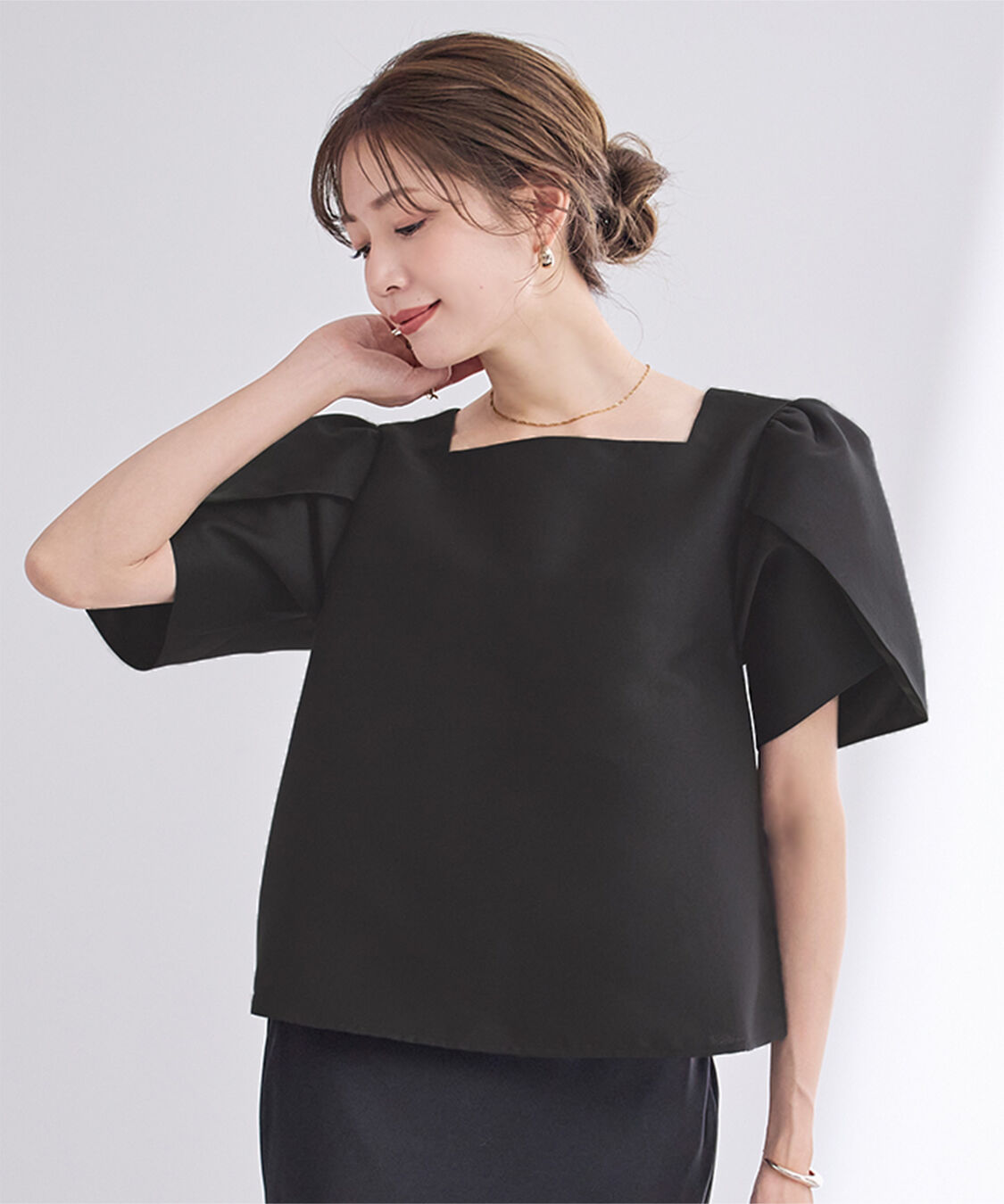 ur's「スクエアネックチューリップスリーブトップス」|Tシャツ・カットソー|ブラック