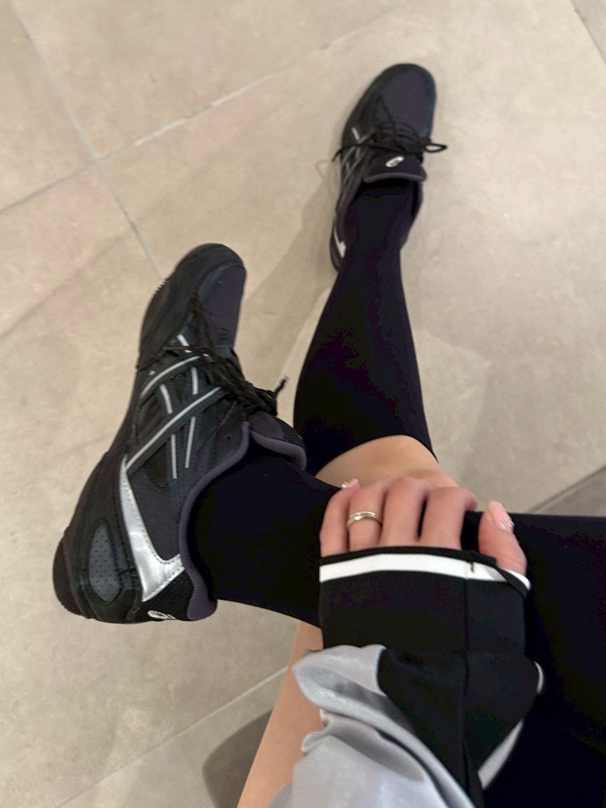  「【ASICS】HYPERSYNC」|スニーカー|