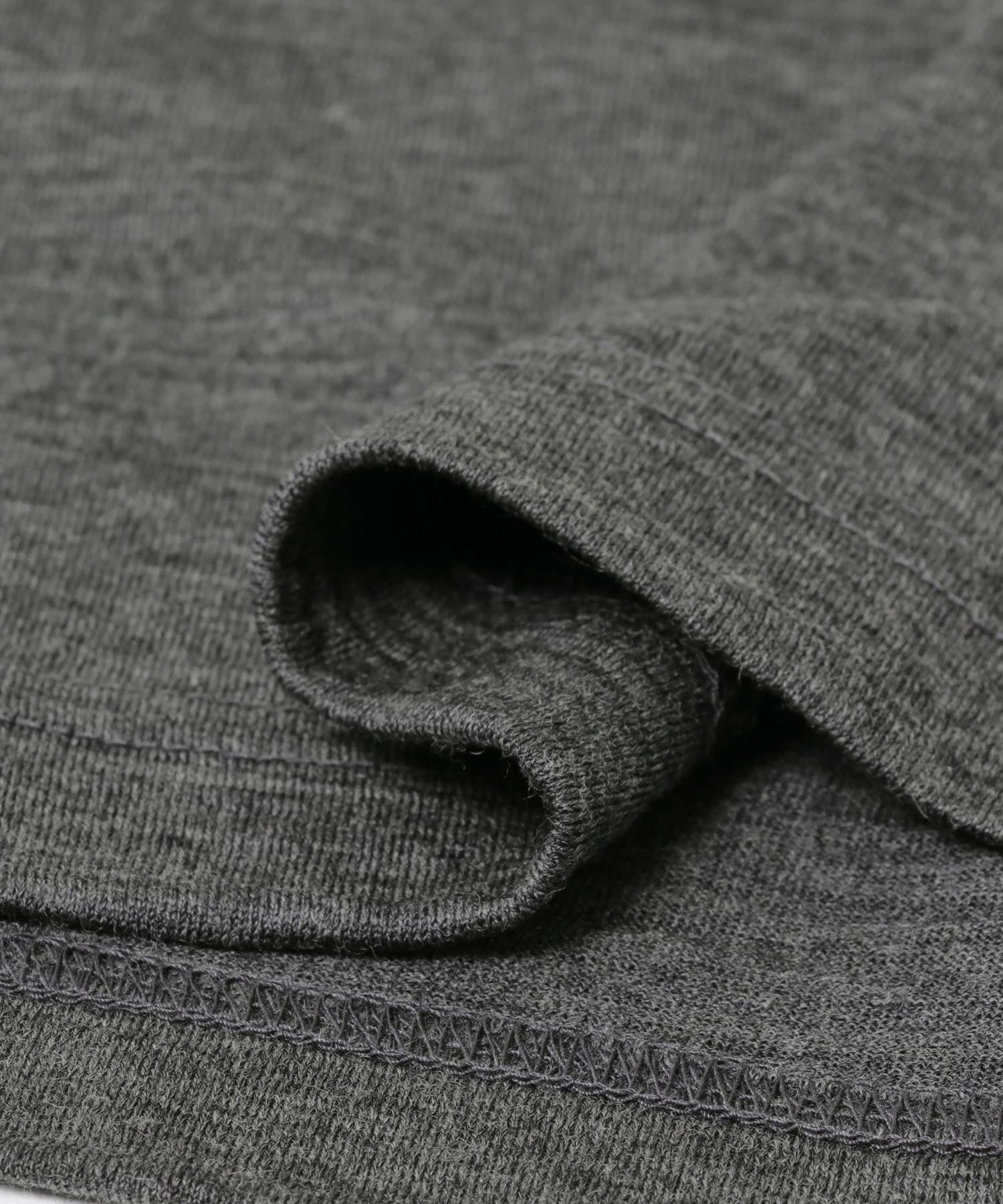 URBAN RESEARCH「new basic　WASHABLE MERINO WOOL NO-SLEEVE」|Tシャツ・カットソー|