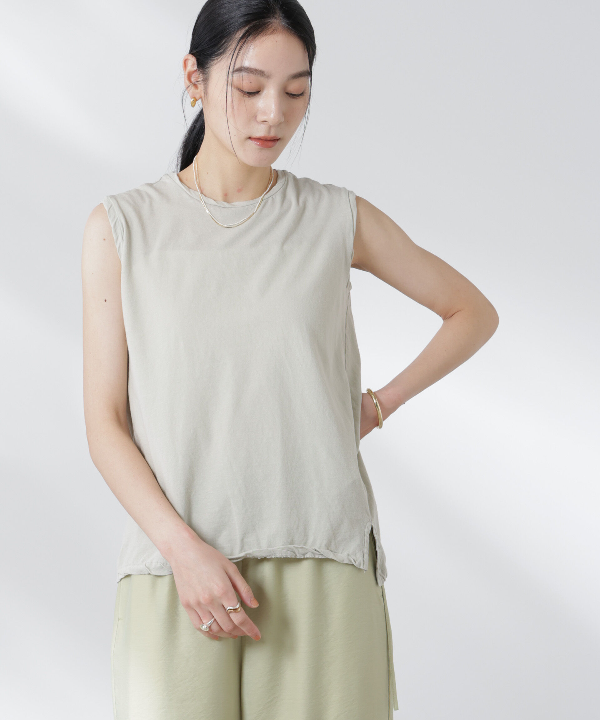 nano･universe「GREYCHORD/SOFIE スリーブレスTシャツ」|Tシャツ・カットソー|