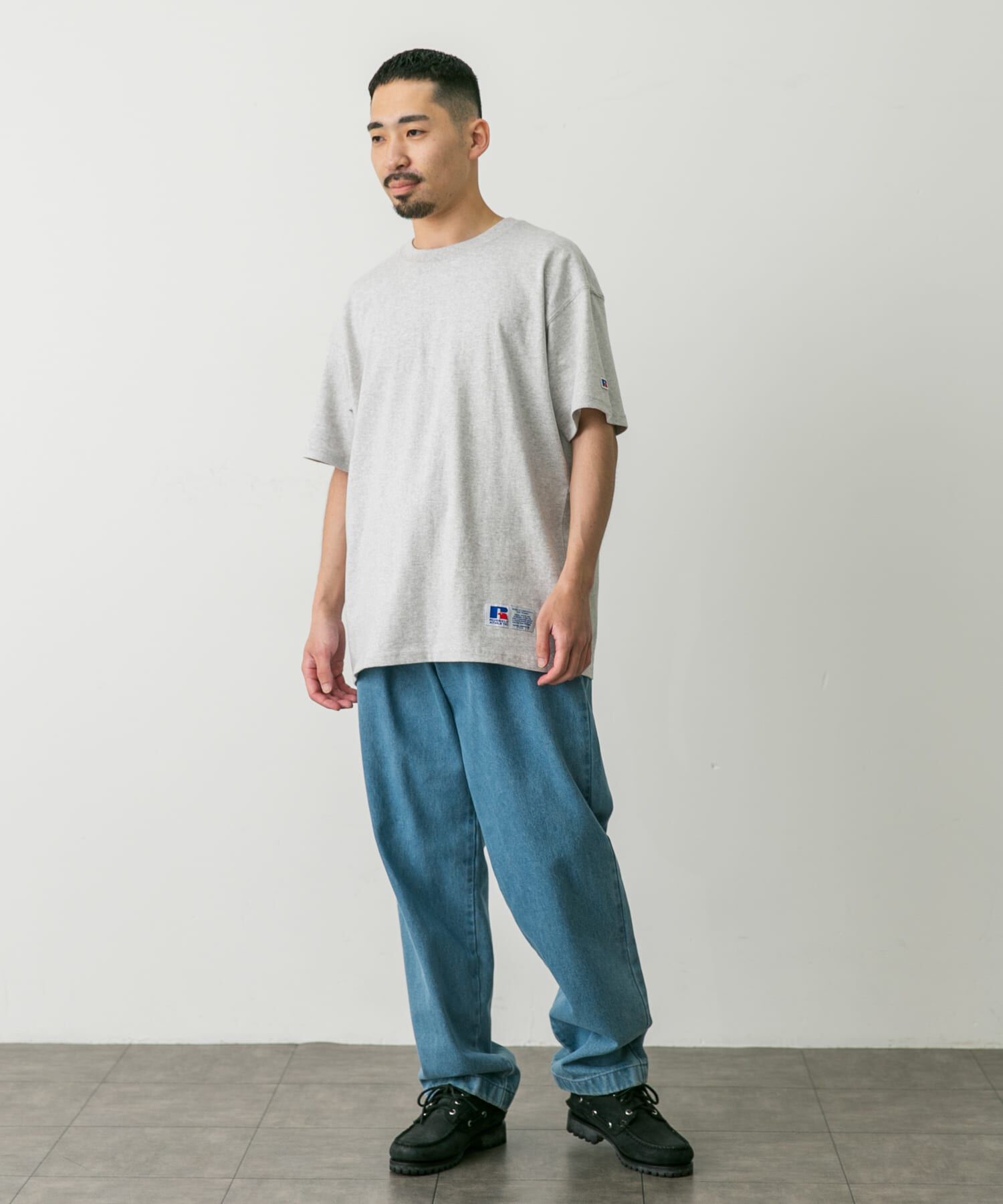 URBAN RESEARCH DOORS「『別注』RUSSELL ATHLETIC&times;DOORS　USA Cotton Basic Tee」|Tシャツ・カットソー|