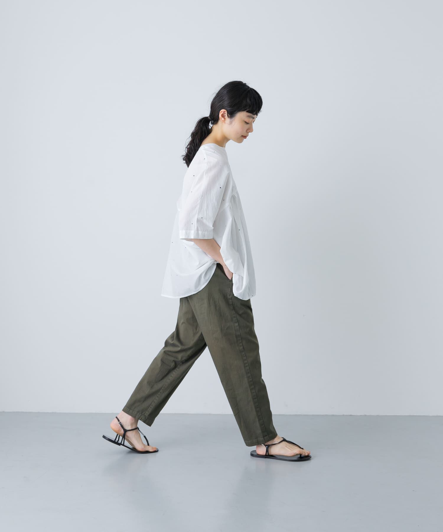 かぐれ「ドット刺しゅうワイドプルオーバー」|シャツ・ブラウス|