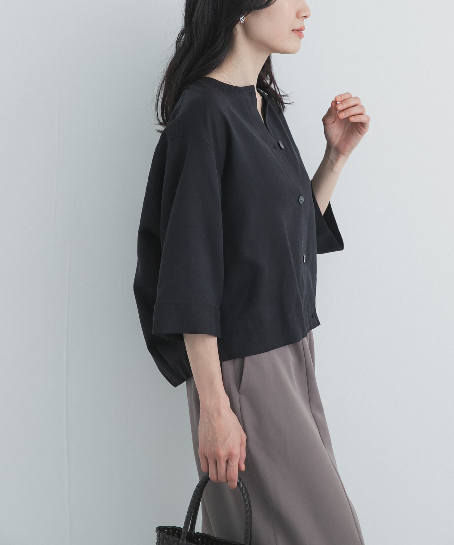 【大人気美品】大人気 YOKOCHAN パフスリーブ バックギャザー ブラウス ギャザースリーブパールブラウス – YOKO CHAN