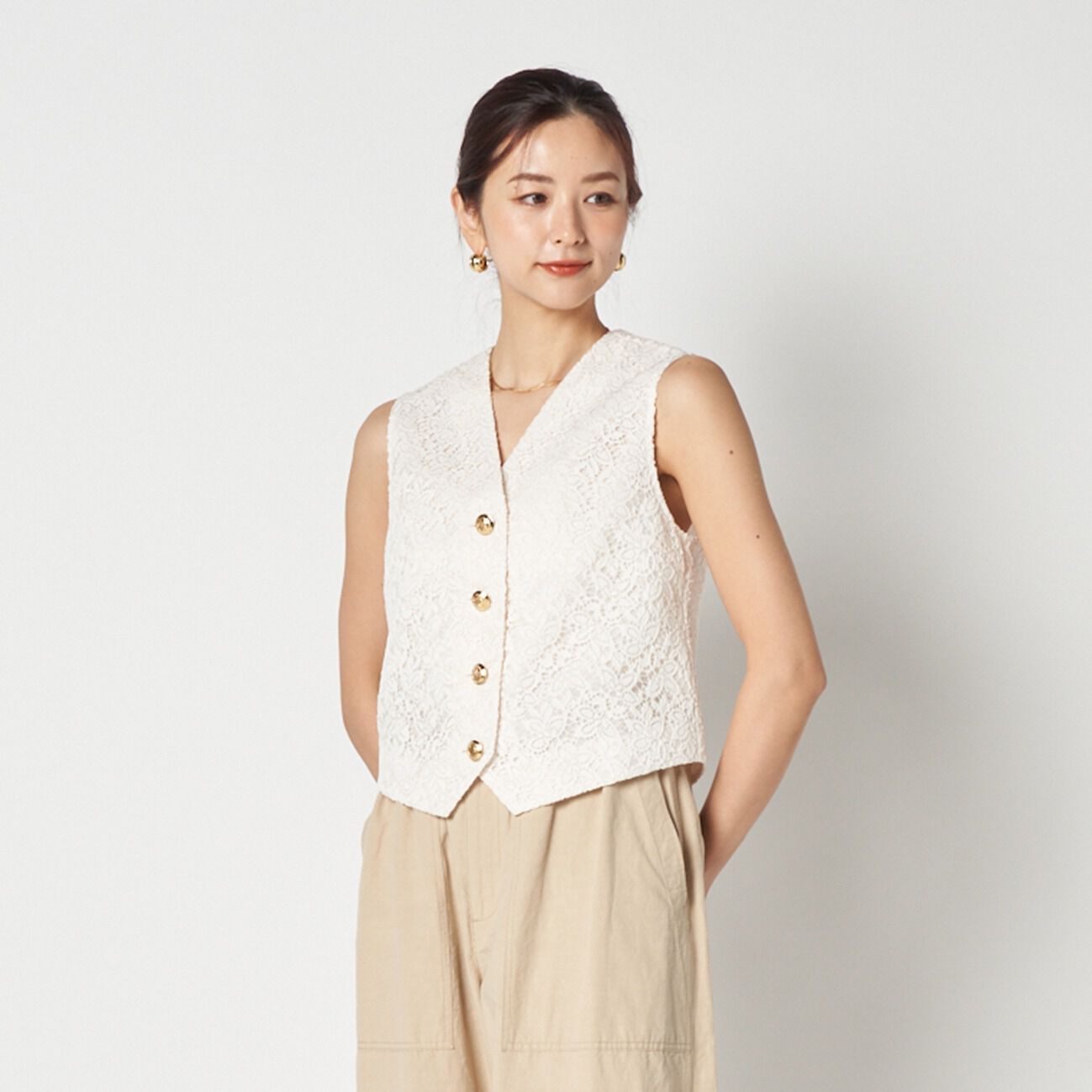 HELIOPOLE「HELIOPOLE EMBROIDERY LACE VEST」|ベスト・ジレ|
