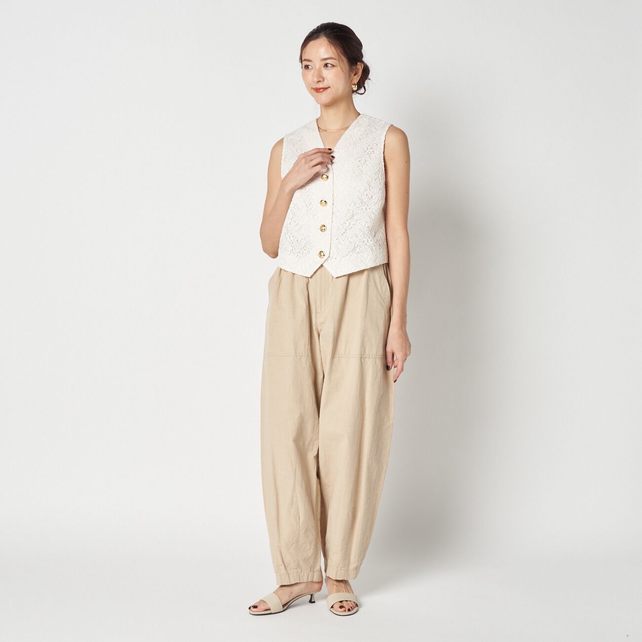 HELIOPOLE「HELIOPOLE EMBROIDERY LACE VEST」|ベスト・ジレ|
