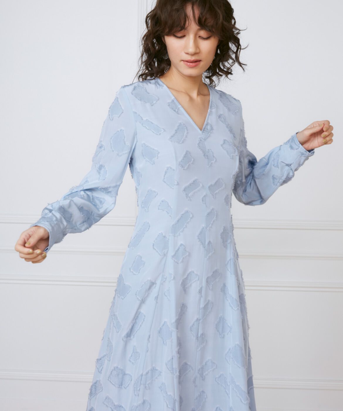 INED「《大きいサイズ》ミディ丈ワンピース　《la veille by SUPERIOR CLOSET》」|ワンピース|