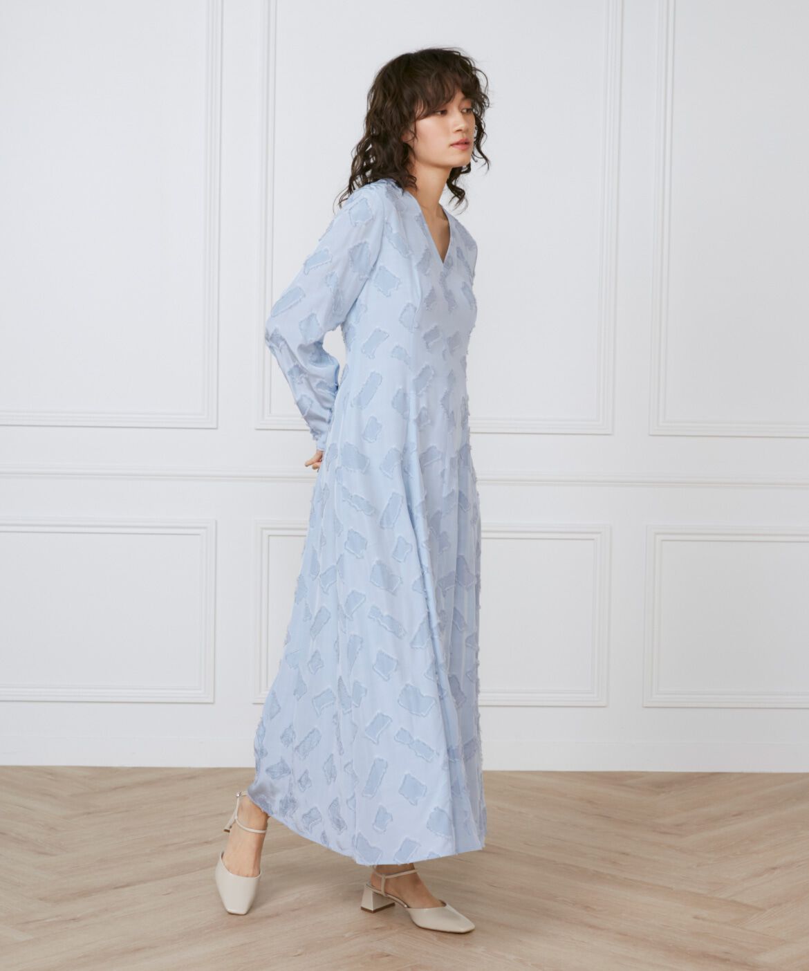 INED「《大きいサイズ》ミディ丈ワンピース　《la veille by SUPERIOR CLOSET》」|ワンピース|