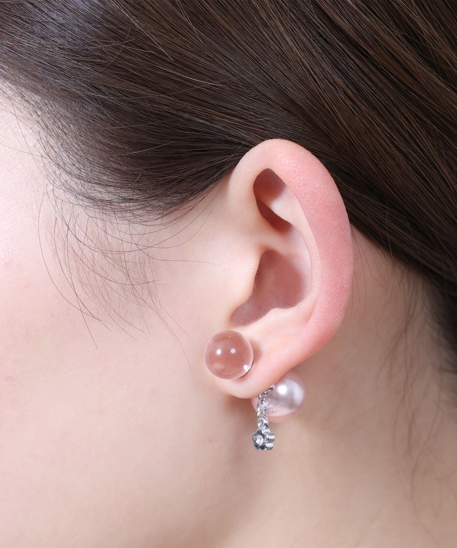 MARY QUANT「クリアボールピアス」|ピアス|ピンク