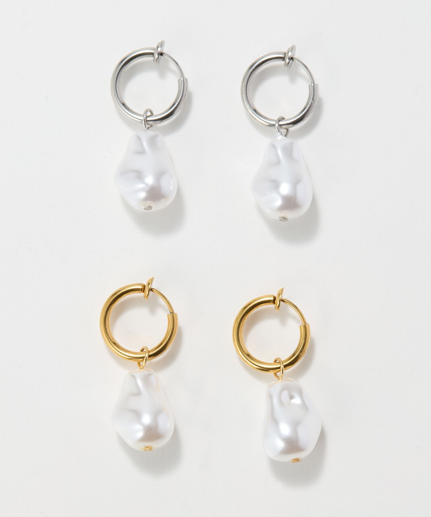 Phoebe「【金属アレルギー対応】バランスバロックパールフープイヤリング　シルバー/ステンレス/大ぶり/主役級」|イヤリング|