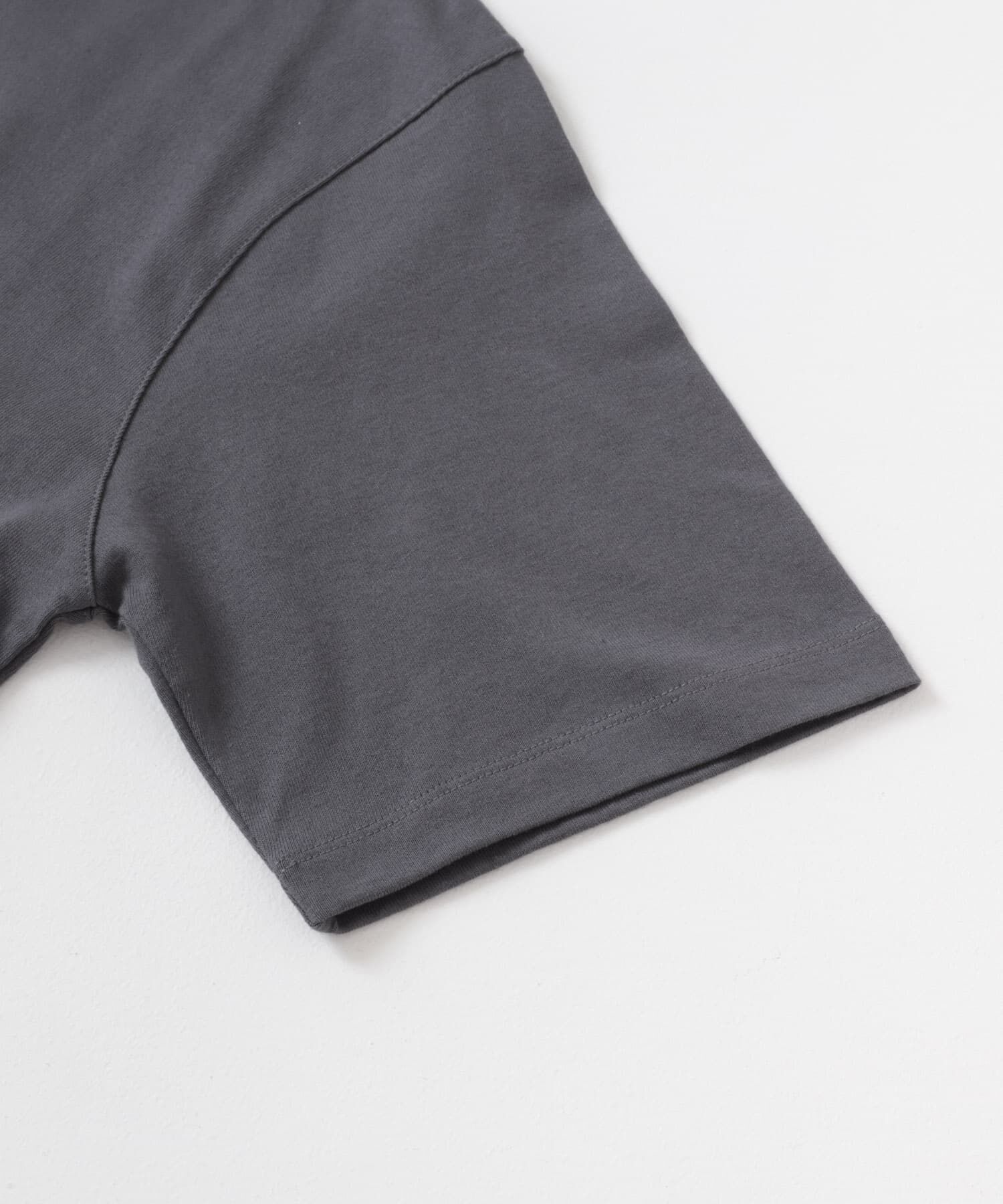 SENSE OF PLACE by URBAN RESEARCH「『別注』HOT STUFF&times;SENSE OF PLACE　 プリントTシャツ B」|Tシャツ・カットソー|