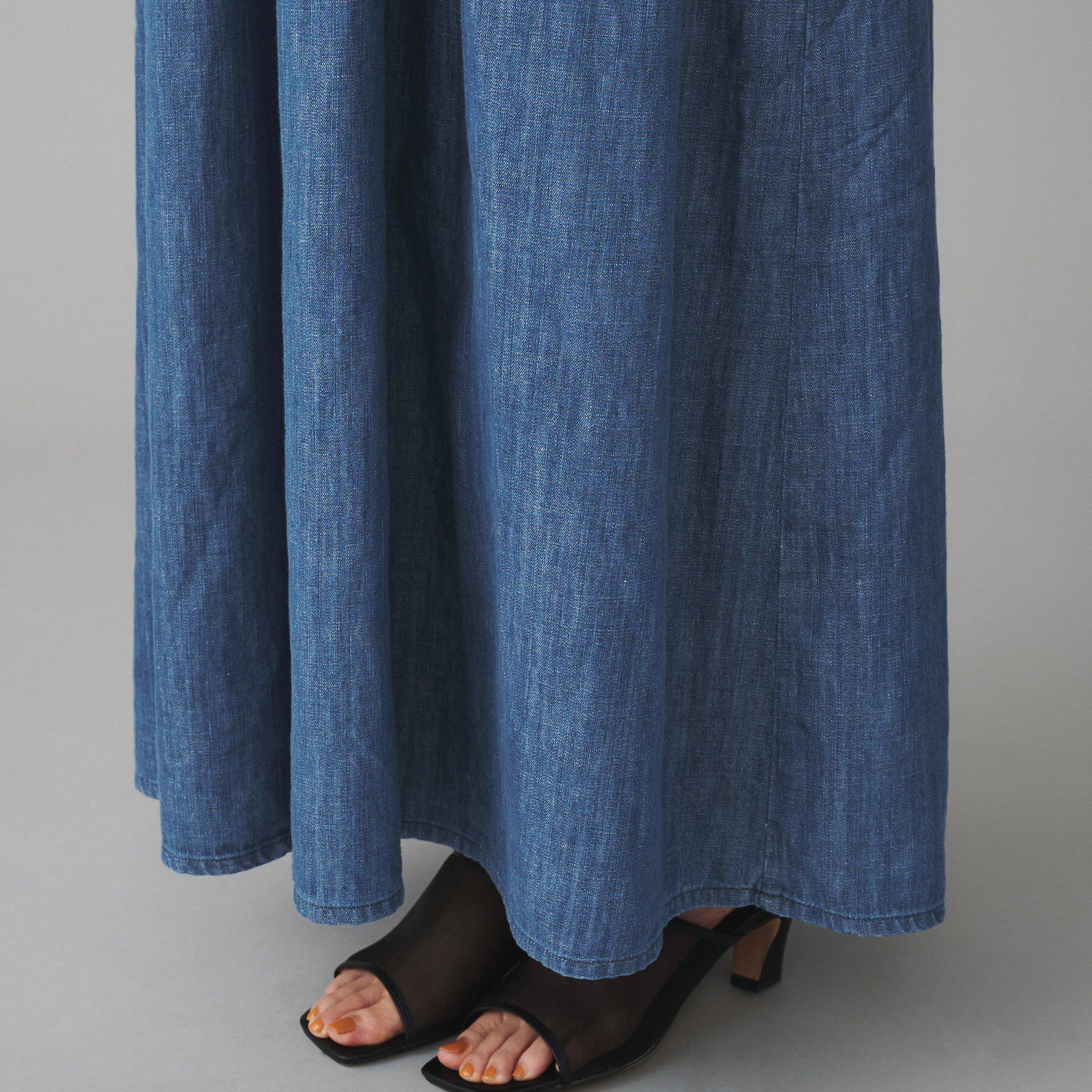UNTITLED「【Healthy DENIM】Breezy Blueberryノースリーブ ティアード ワンピース」|ワンピース|