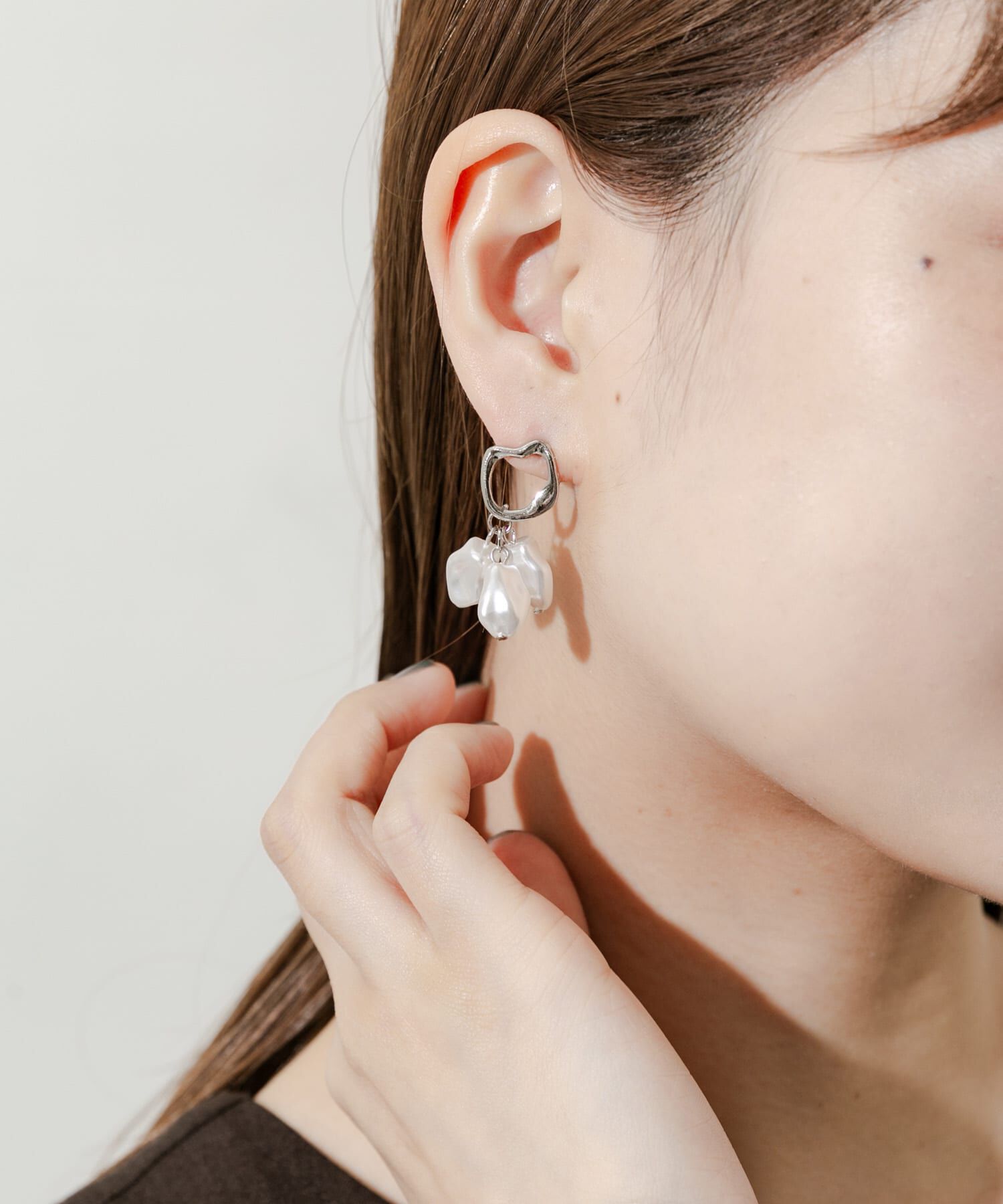 SMELLY「パールスウェイピアス」|ピアス|シルバー系その他