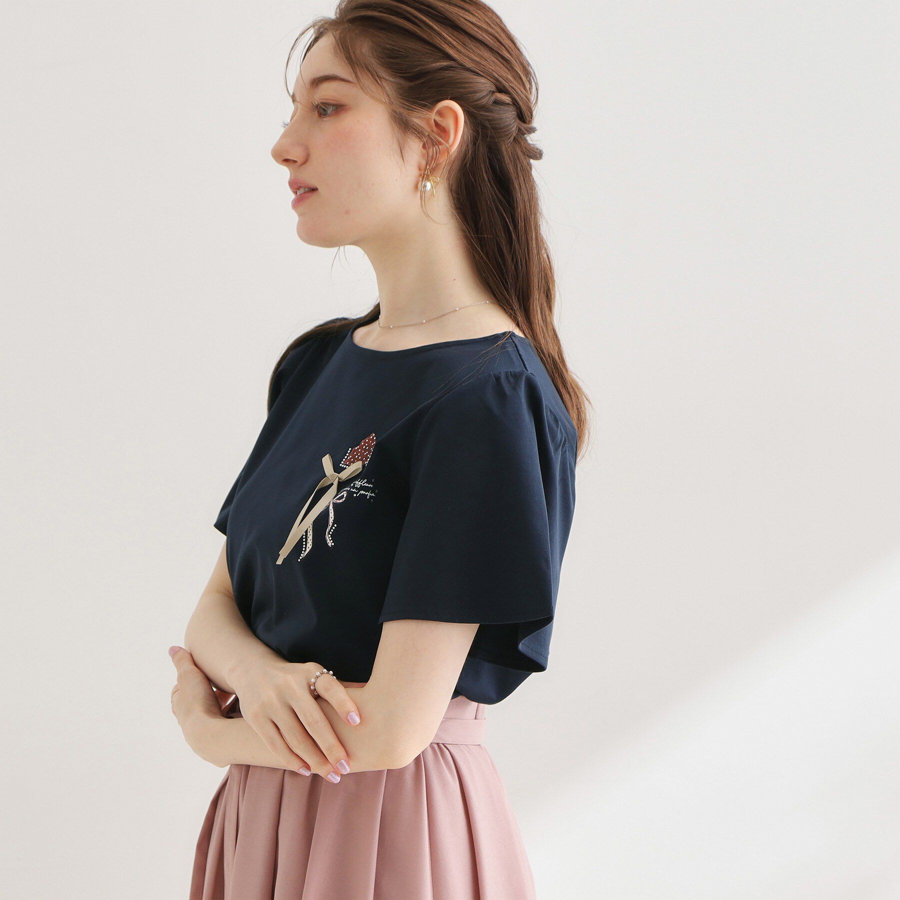 Couture broach「リボンプリントTシャツ」|Tシャツ・カットソー|