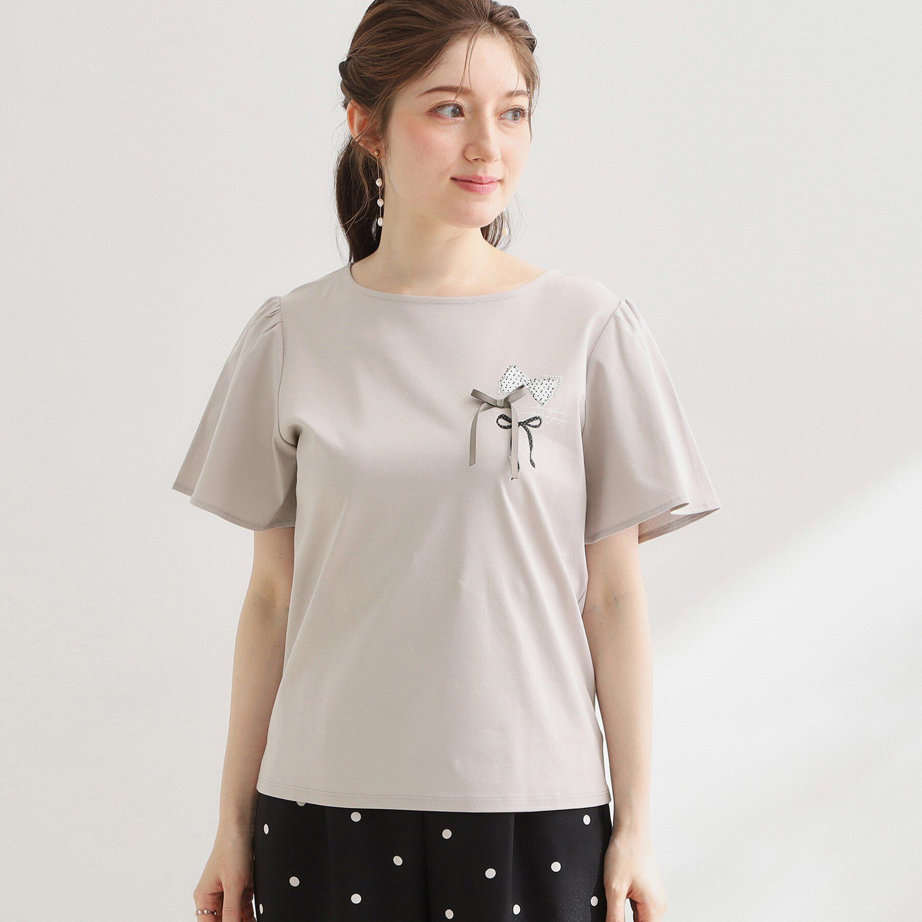 Couture broach「リボンプリントTシャツ」|Tシャツ・カットソー|