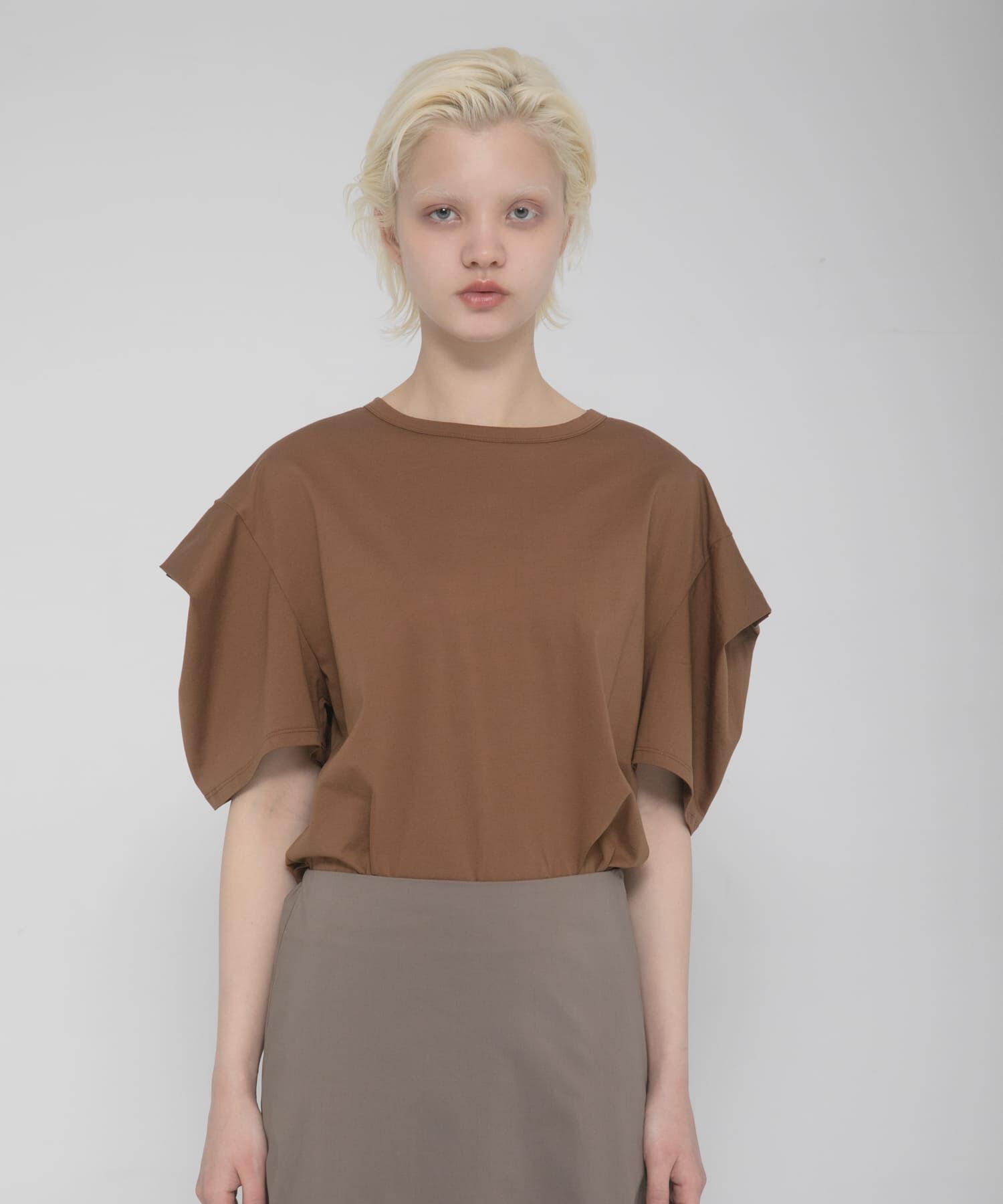 LAATO「tack sleeve tee」|Tシャツ・カットソー|キャメル