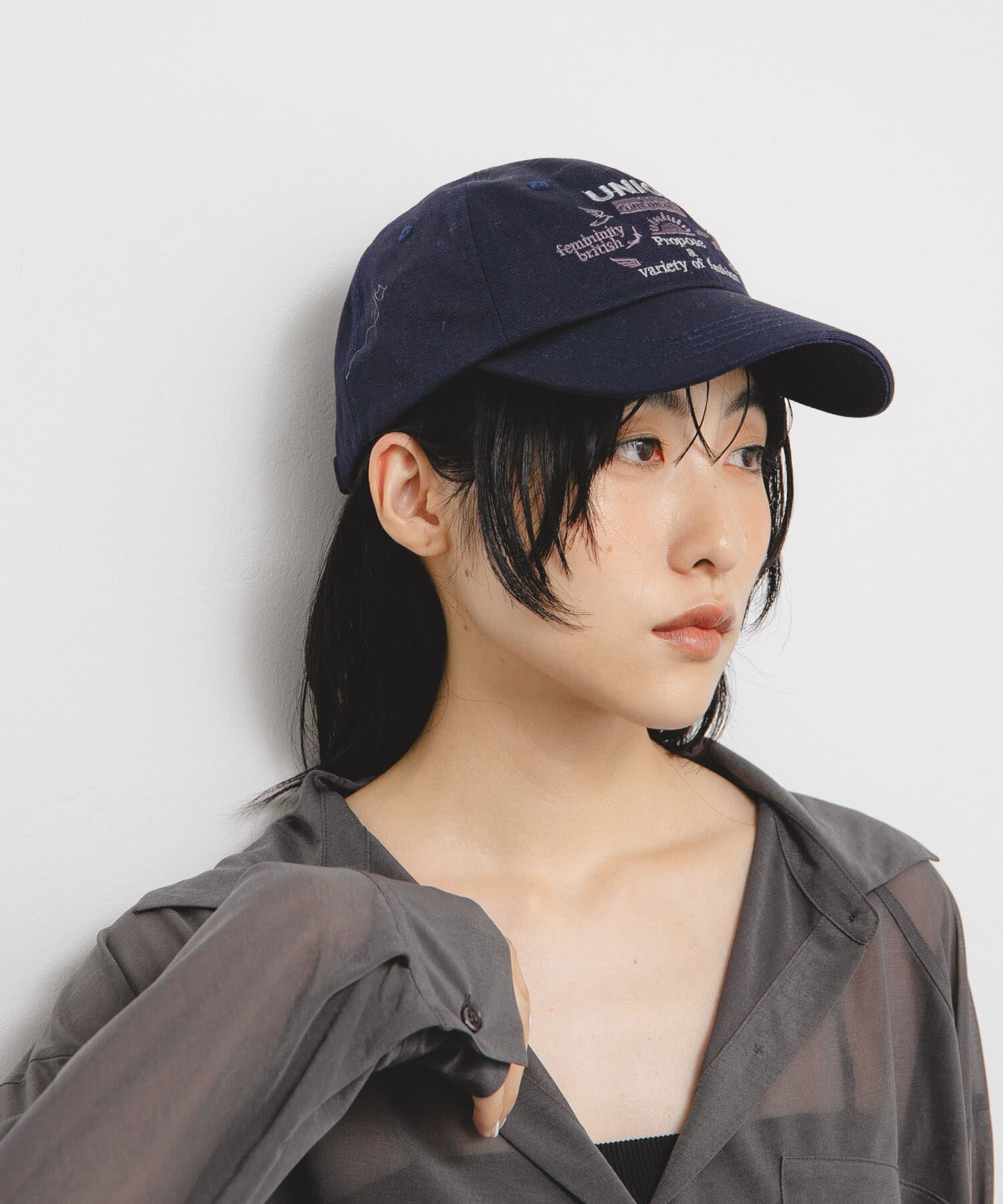 「バイカラーエンブロイダリーCAP」|キャップ・キャスケット|