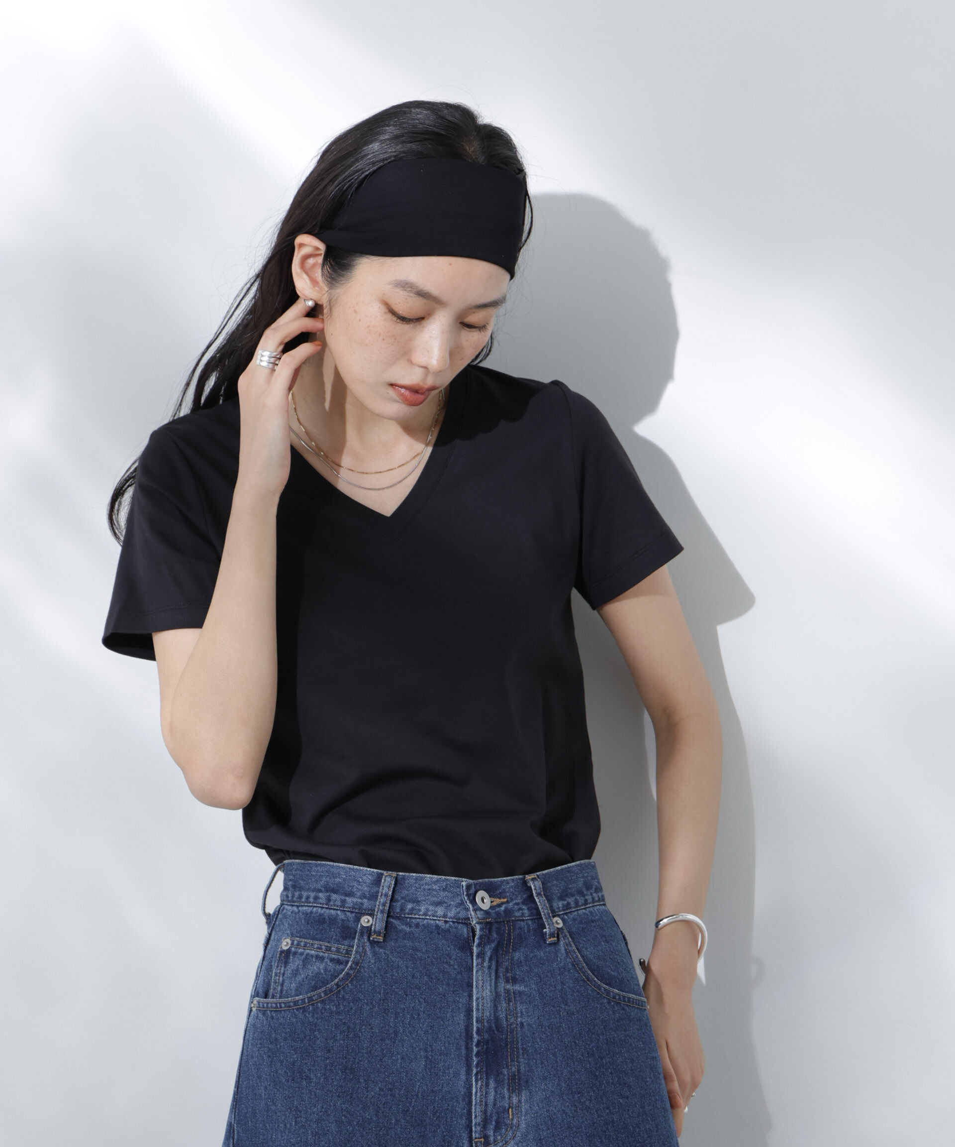 nano･universe「Anti Soaked(R) 汗染み防止VネックTシャツ」|Tシャツ・カットソー|