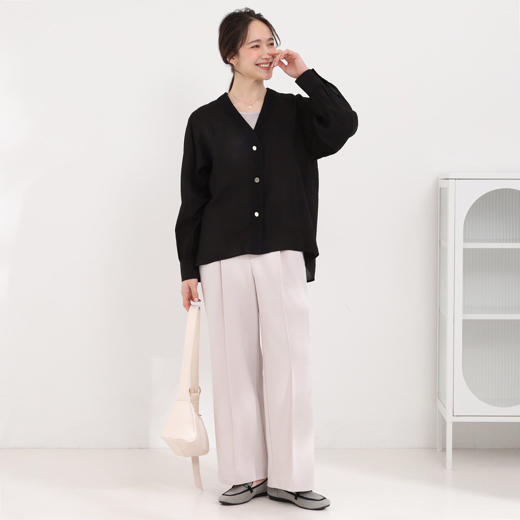 SHOO･LA･RUE「【S-LL/体型カバー/Aライン】身体のラインを拾いにくい シアーシャツカーディガン」|シャツ・ブラウス|