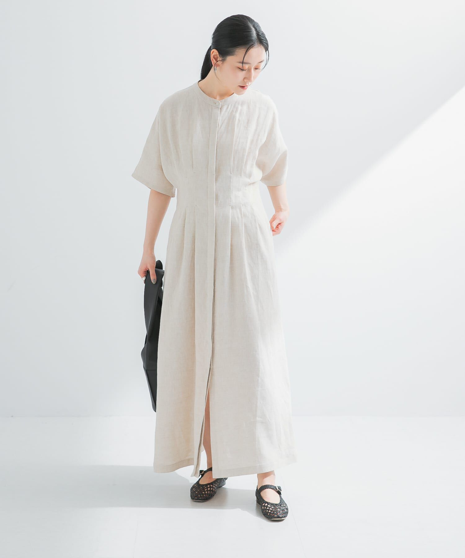 URBAN RESEARCH「『2サイズ展開』タックデザインリネンワンピース」|ワンピース|