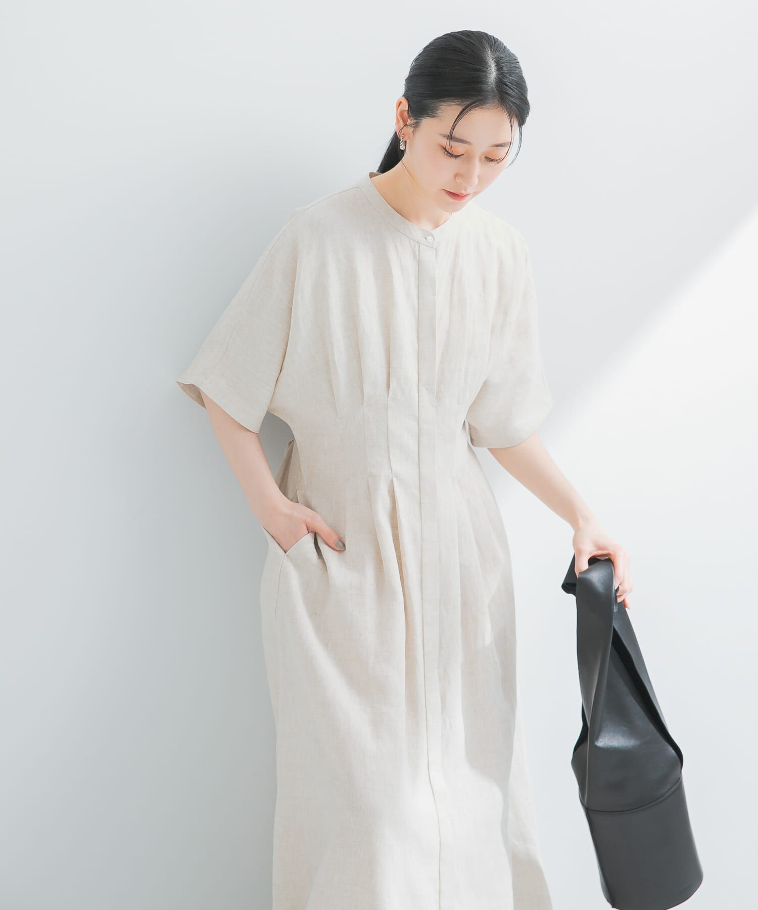 URBAN RESEARCH「『2サイズ展開』タックデザインリネンワンピース」|ワンピース|