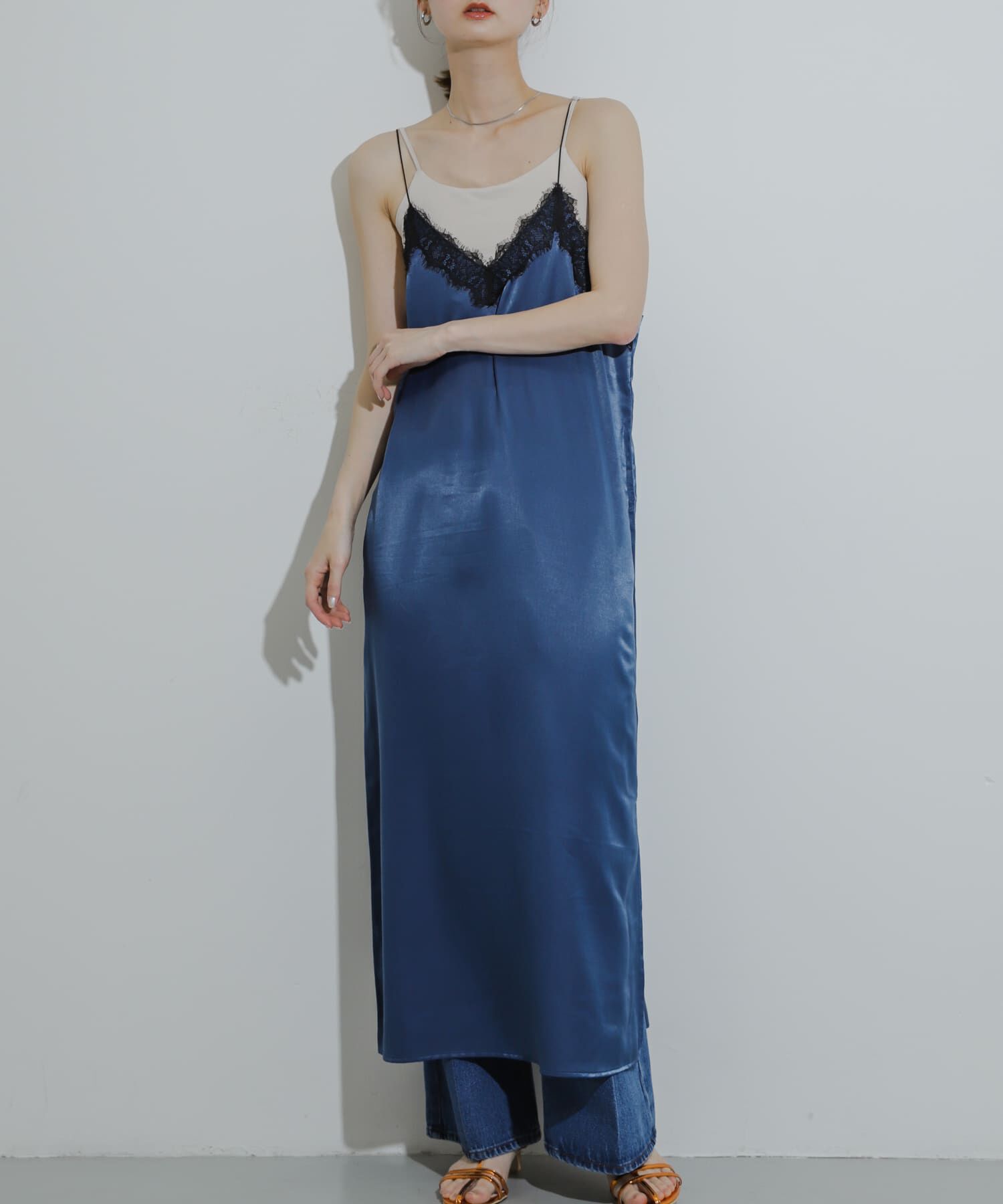 SENSE OF PLACE by URBAN RESEARCH「レースサテンキャミワンピース」|ワンピース|