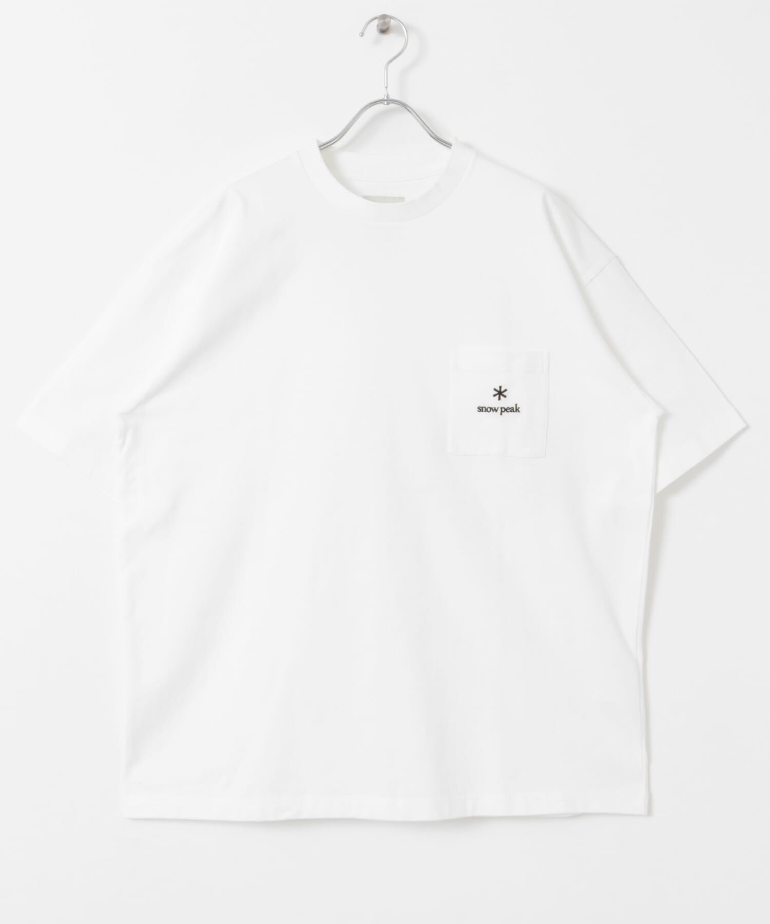 URBAN RESEARCH DOORS「『別注』Snow Peak Apparel&times;DOORS　Pocket Logo T-shirts」|Tシャツ・カットソー|