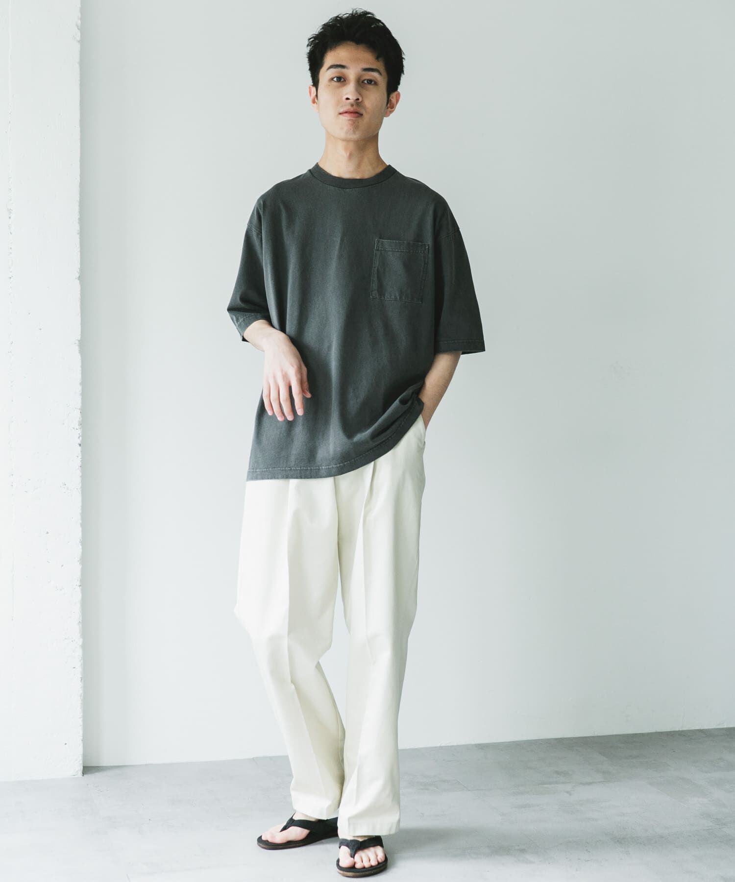 URBAN RESEARCH DOORS「ピグメントダイ半袖Tシャツ」|Tシャツ・カットソー|