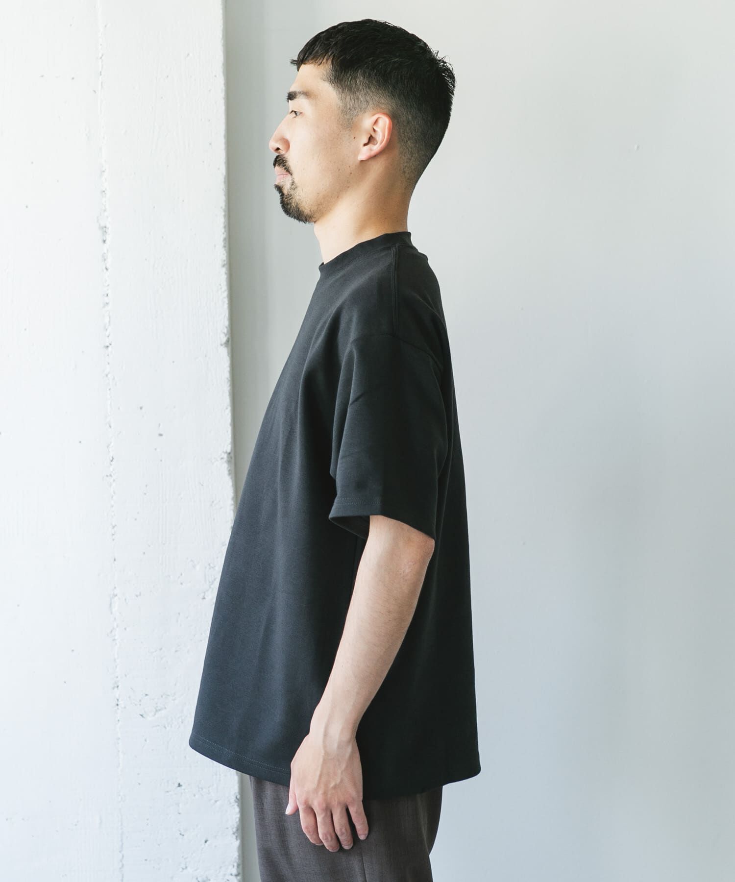 URBAN RESEARCH DOORS「ダンボール ボックス ショートスリーブ Tシャツ」|Tシャツ・カットソー|