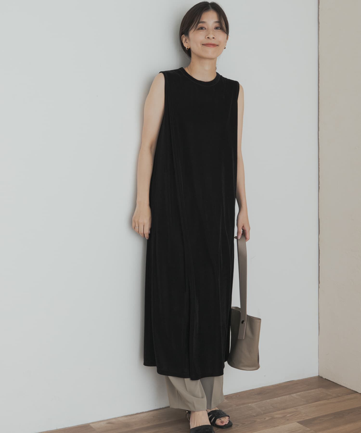 URBAN RESEARCH DOORS「シアーベロアワンピース」|ワンピース|ブラック