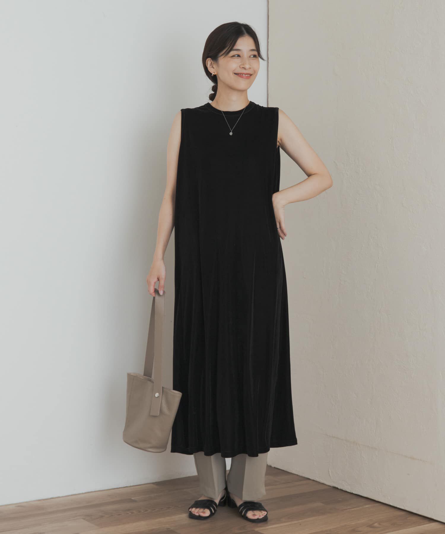 URBAN RESEARCH DOORS「シアーベロアワンピース」|ワンピース|