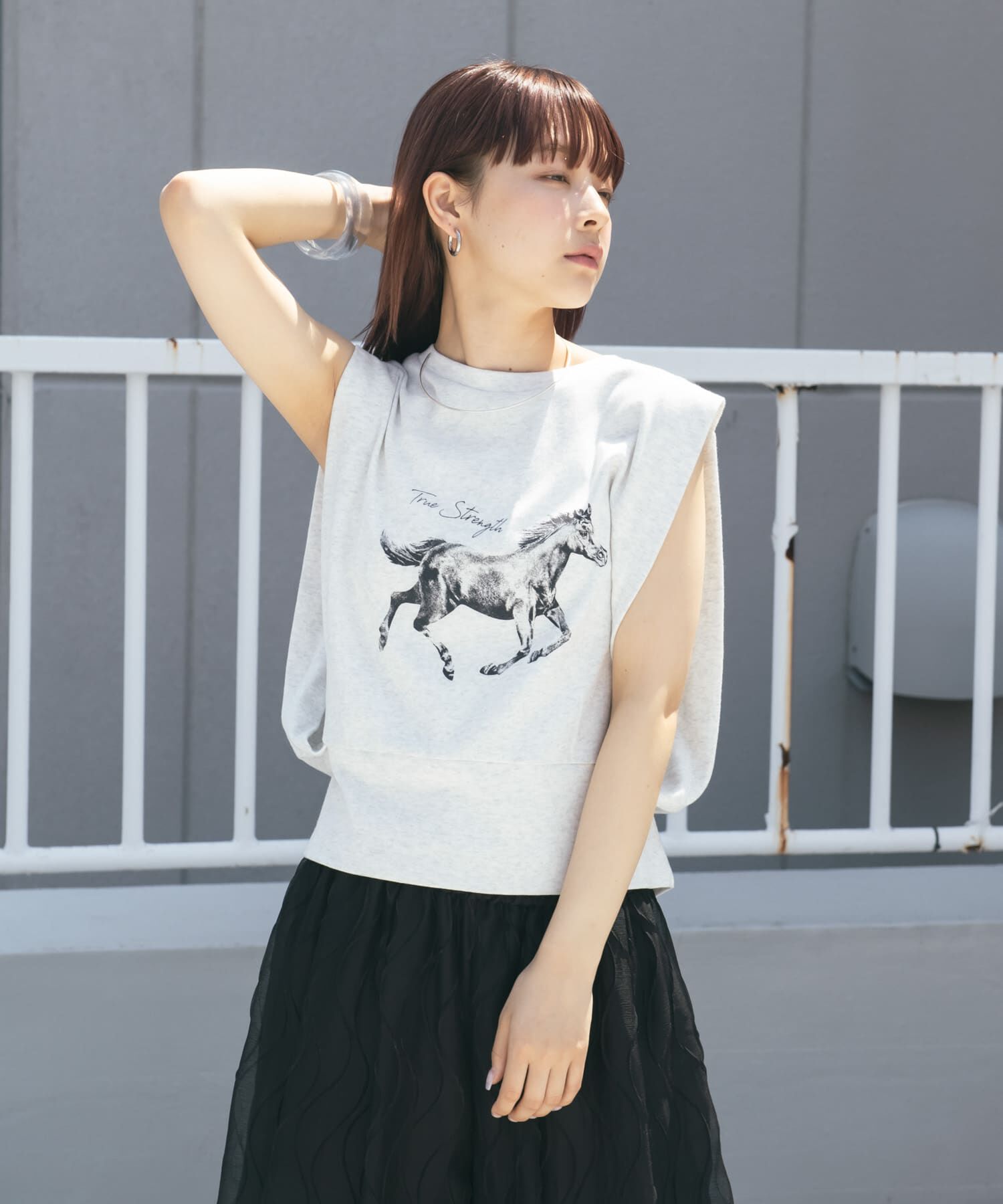  「ノースリーブプリントカットソー」|Tシャツ・カットソー|オートミール