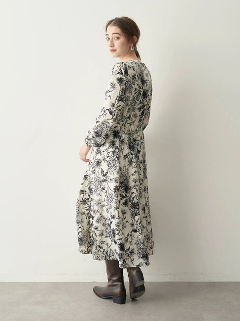 YECCA VECCA「ラインフラワー柄ワンピース」|ワンピース|