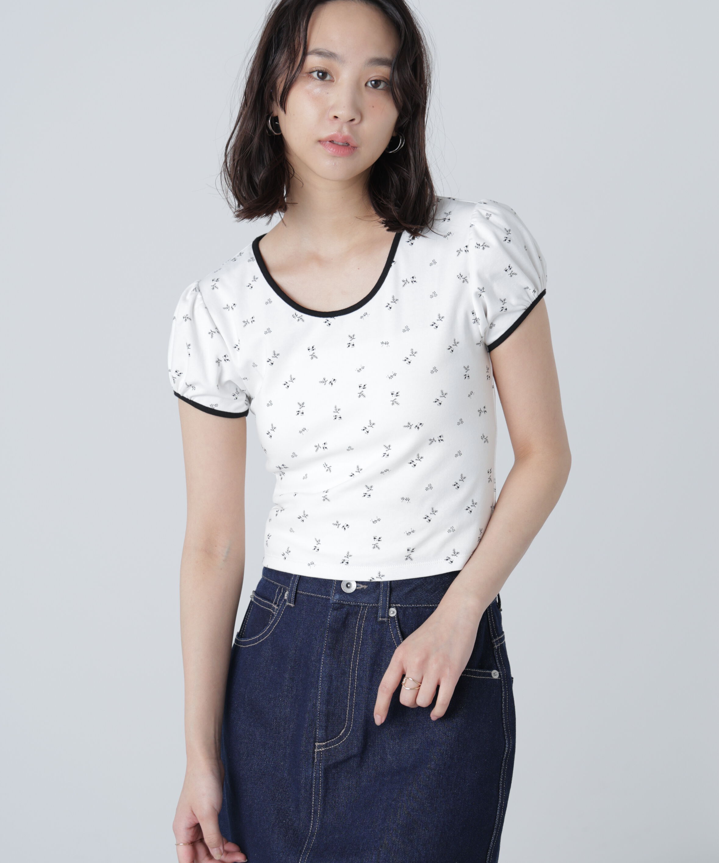  「フラワー柄コンパクトTシャツ」|Tシャツ・カットソー|