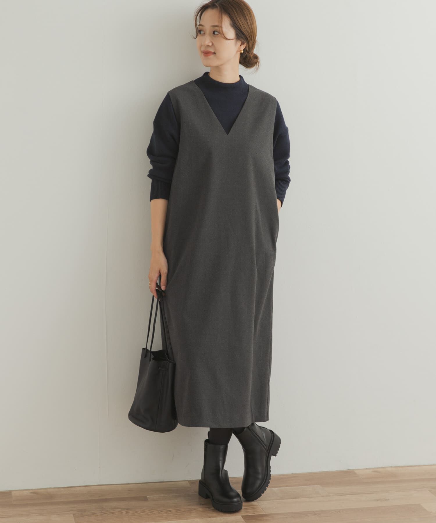 URBAN RESEARCH DOORS「『UR TECH』ストレートラインジャンパースカート」|ワンピース|