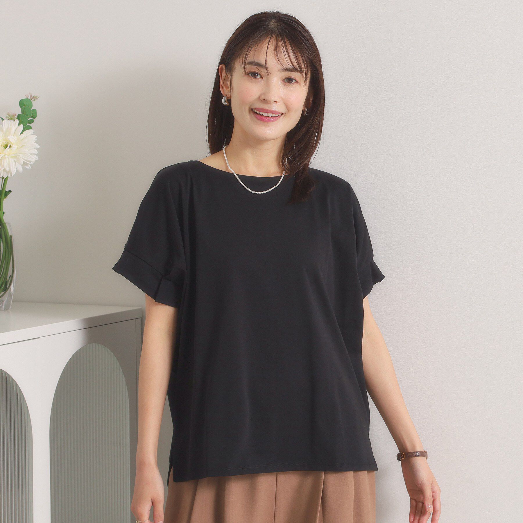 ITS&rsquo;DEMO「【汗染み防止／接触冷感／UVケア／毛玉防止】袖口タックトップス」|Tシャツ・カットソー|ブラック(019)