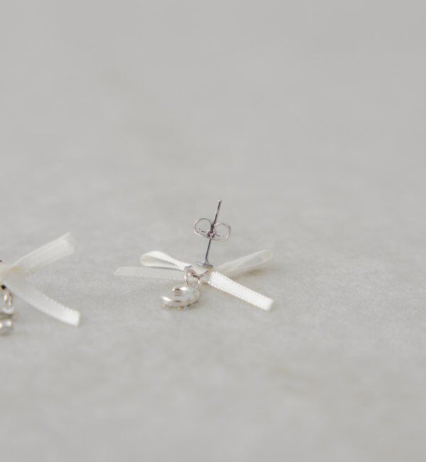  「ビジューロゴリボンピアス」|ピアス|