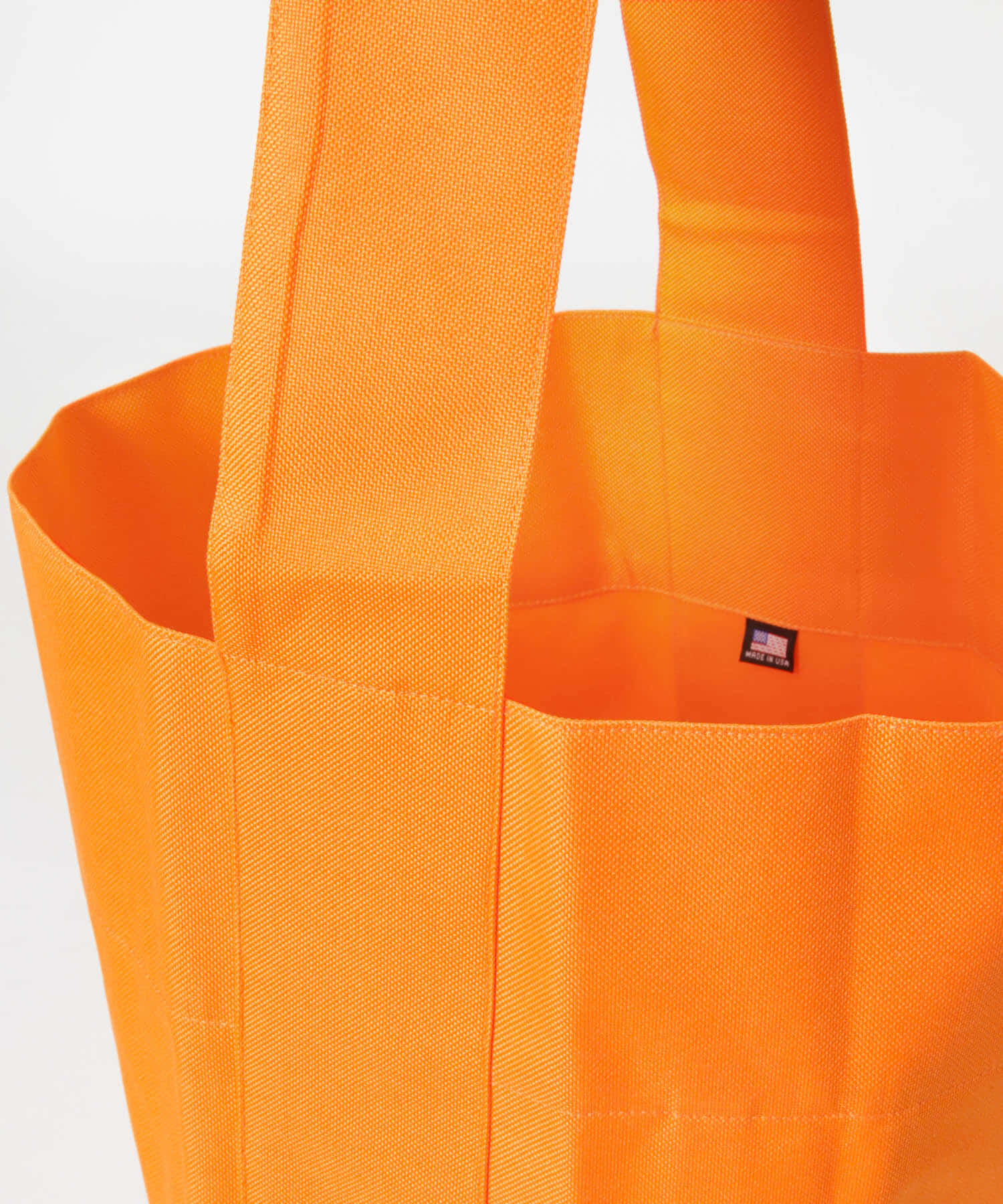 URBAN RESEARCH「Kaan　BUCKET TOTE WP」|トートバッグ|