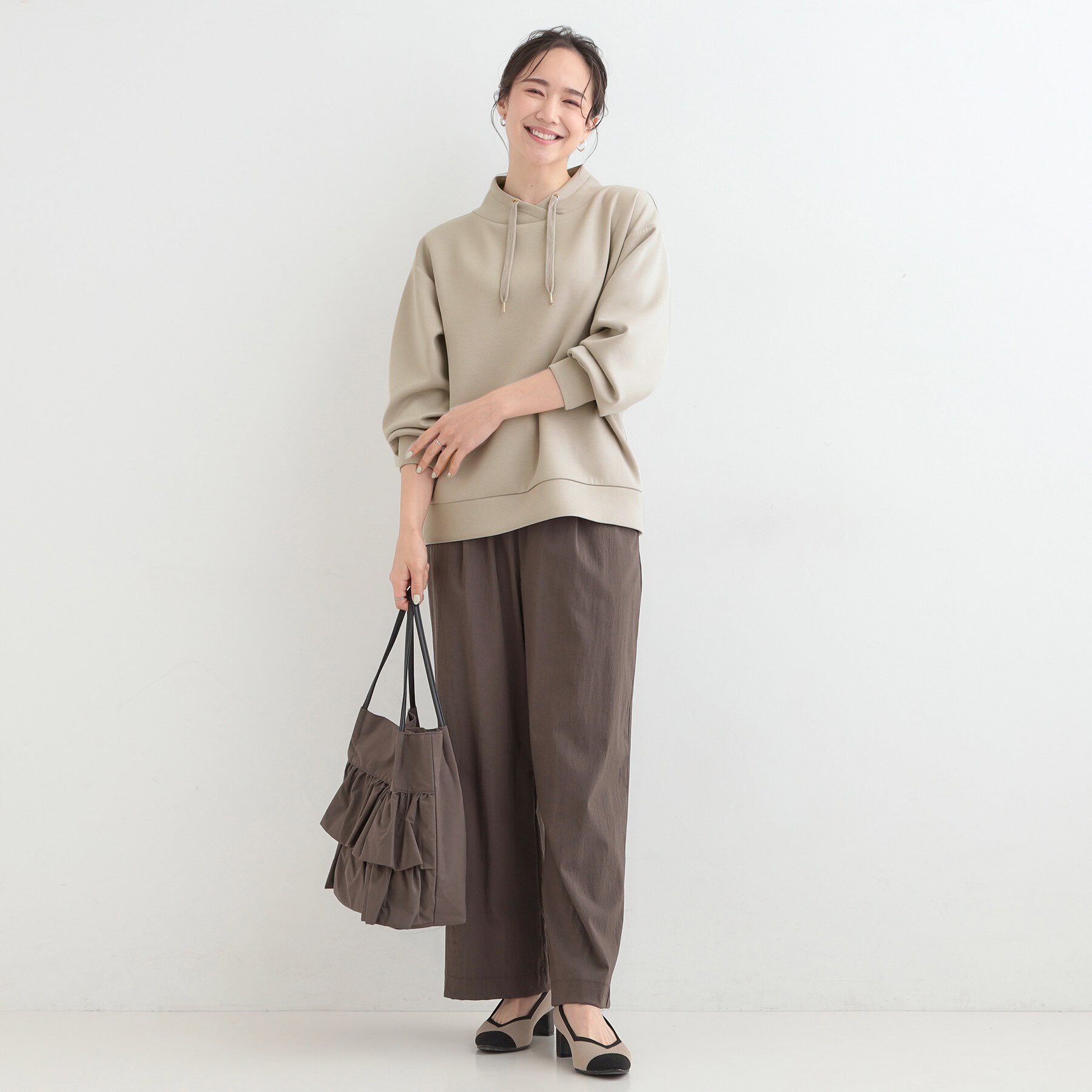 SHOO･LA･RUE「もちさらなめらかタッチ 大人が楽を叶える、パーカ風トップス」|Tシャツ・カットソー|