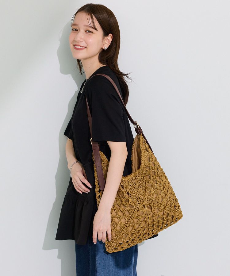 Green Parks「ラメフィルム編込透かし柄ショルダーバッグ」|ショルダー・メッセンジャー|Beige