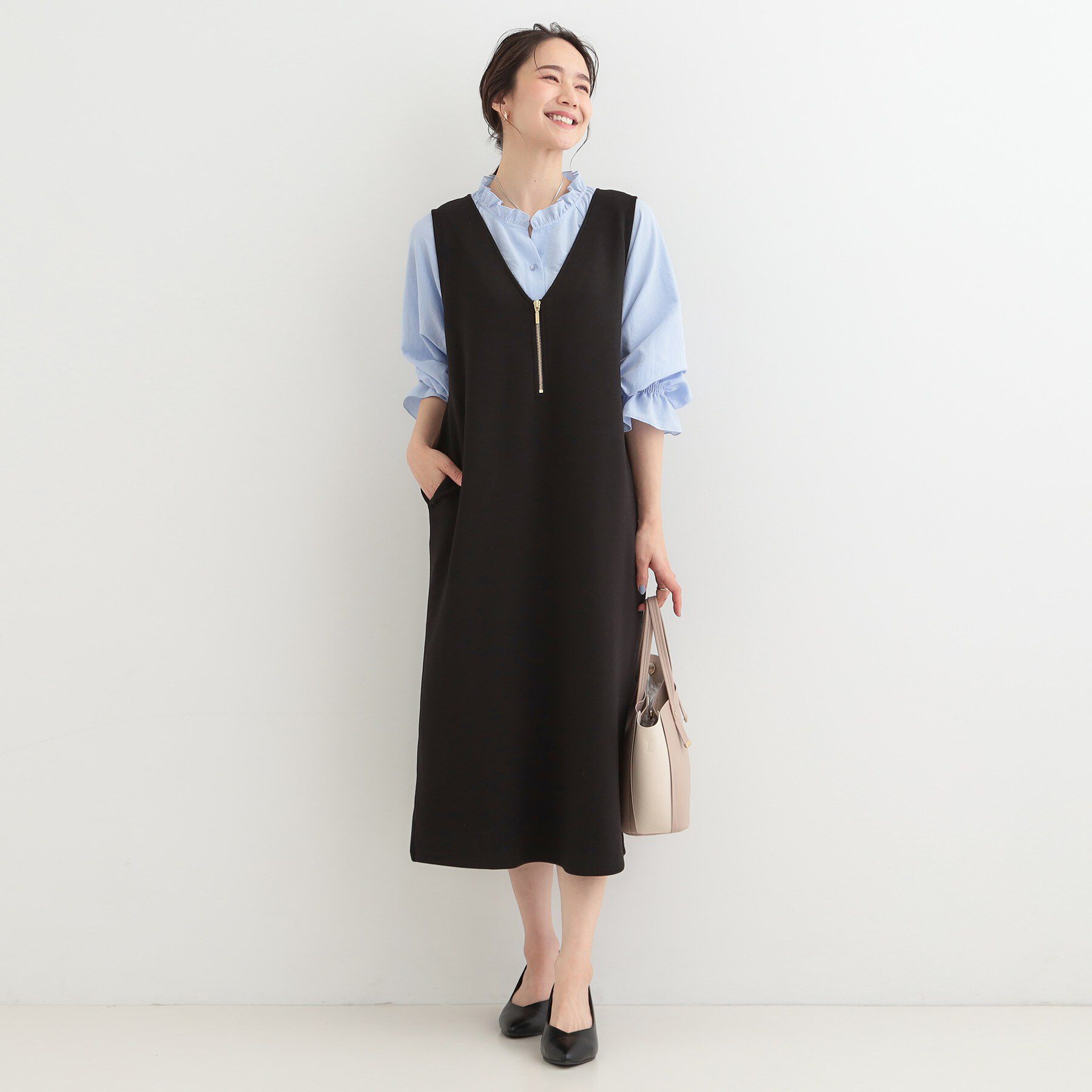 SHOO･LA･RUE「【洗濯機可】なめらかタッチ ハーフジップ Vネックジャンパースカート」|ワンピース|