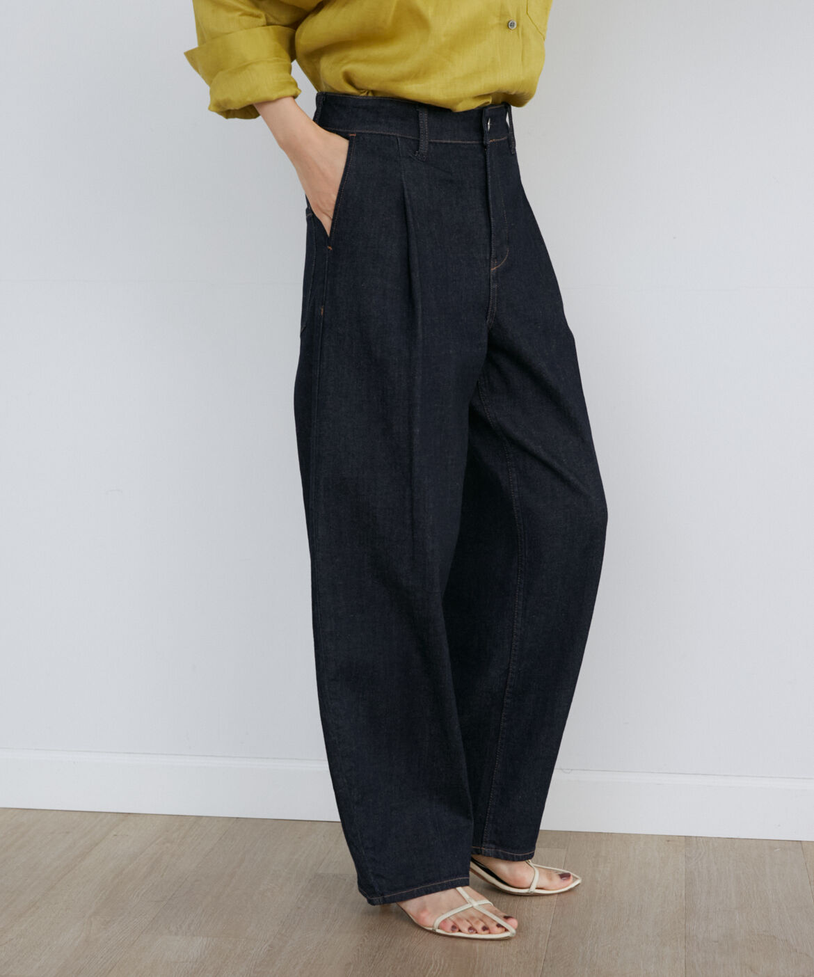 INED「《SUPERIOR CLOSET》ミッドライズワイドタック別注デニム《Healthy DENIM》」|その他|