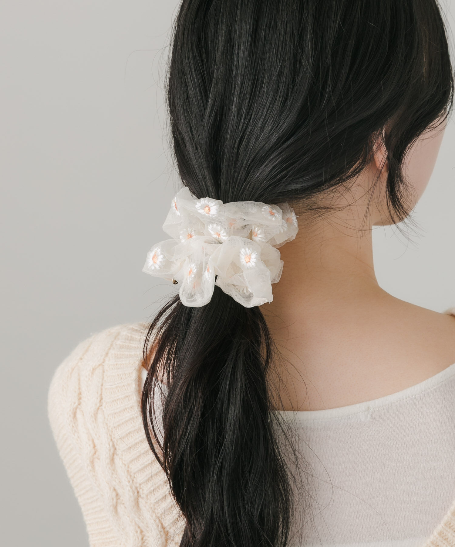 SMELLY「シアーフラワーシシュウシュシュ」|ヘアゴム・シュシュ|