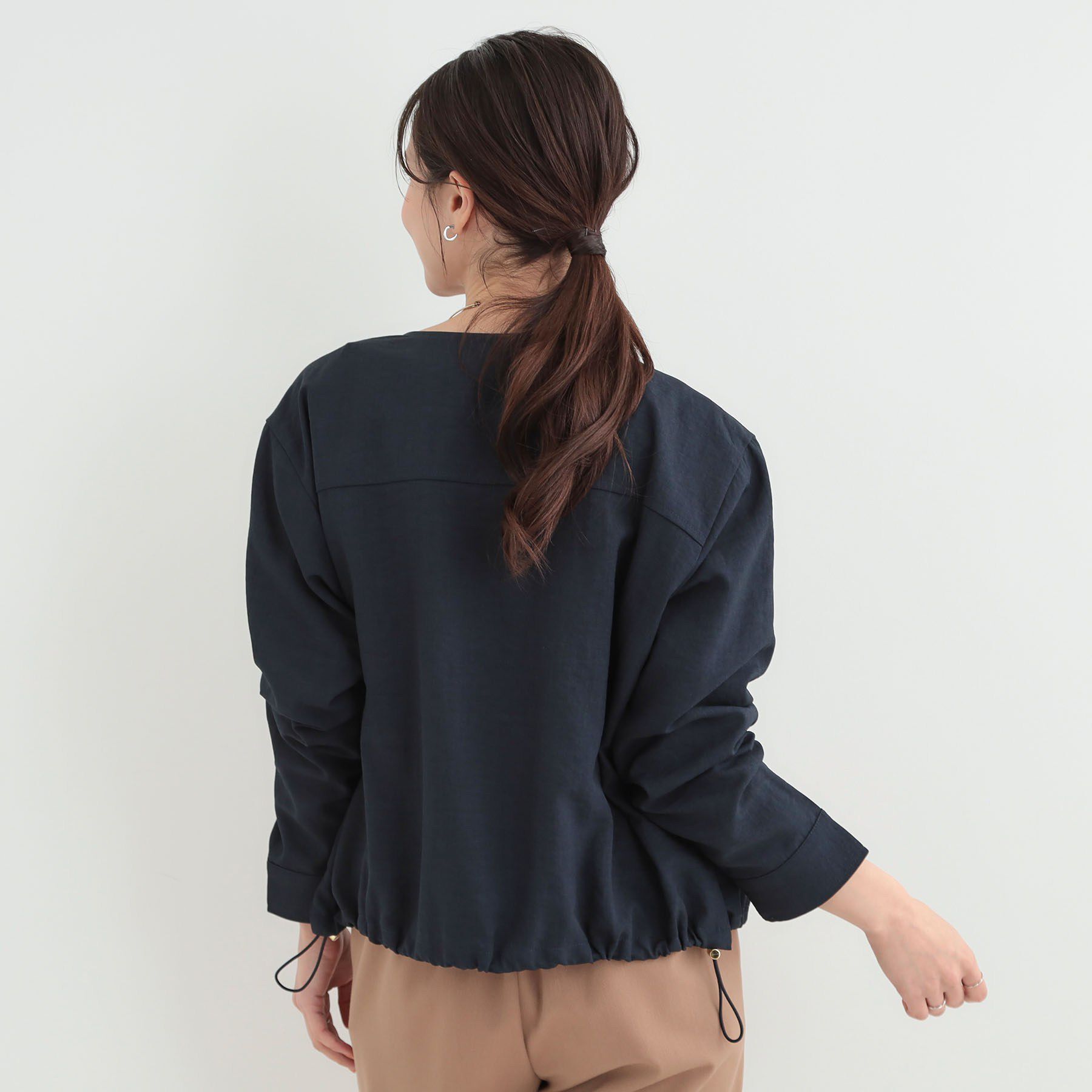 SHOO･LA･RUE「【S-LL】サッと羽織れてきれい見え　フラップポケット ノーカラーブルゾン」|ブルゾン・スタジャン|