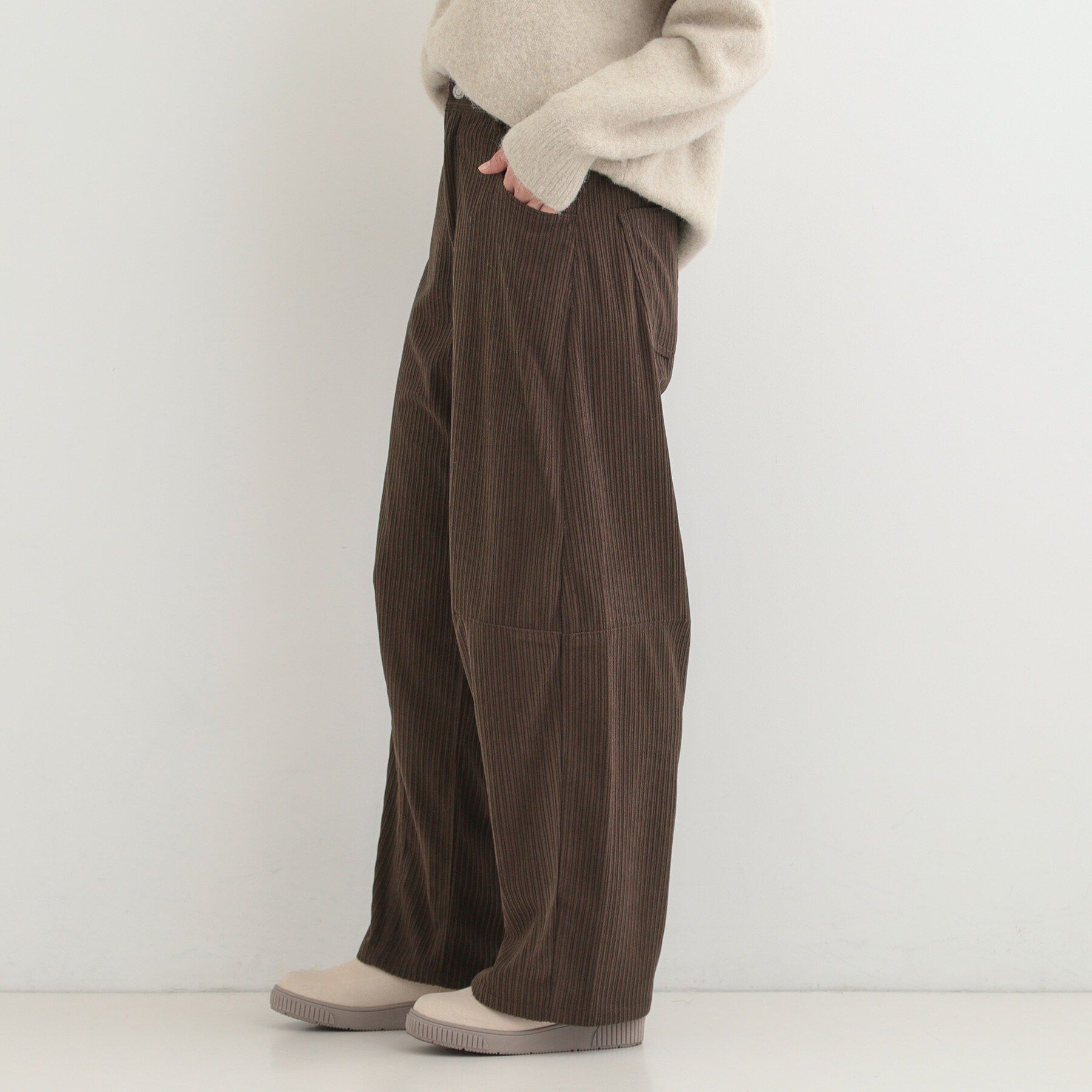SHOO･LA･RUE「【S-LL】大人っぽく穿ける 股上深め コーデュロイカーブパンツ」|その他|