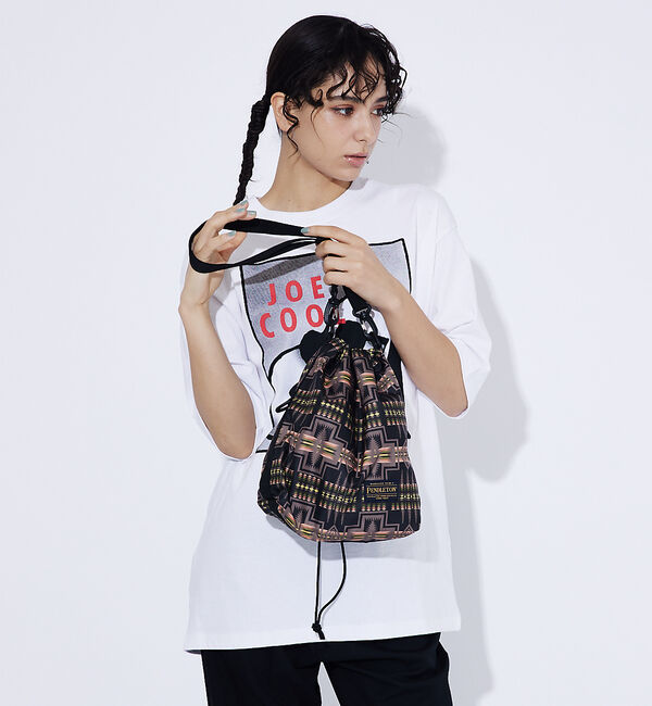ABAHOUSE「【PENDLETON / ペンドルトン】ECOPET ROUND DROW PO」|ショルダー・メッセンジャー|ブラック