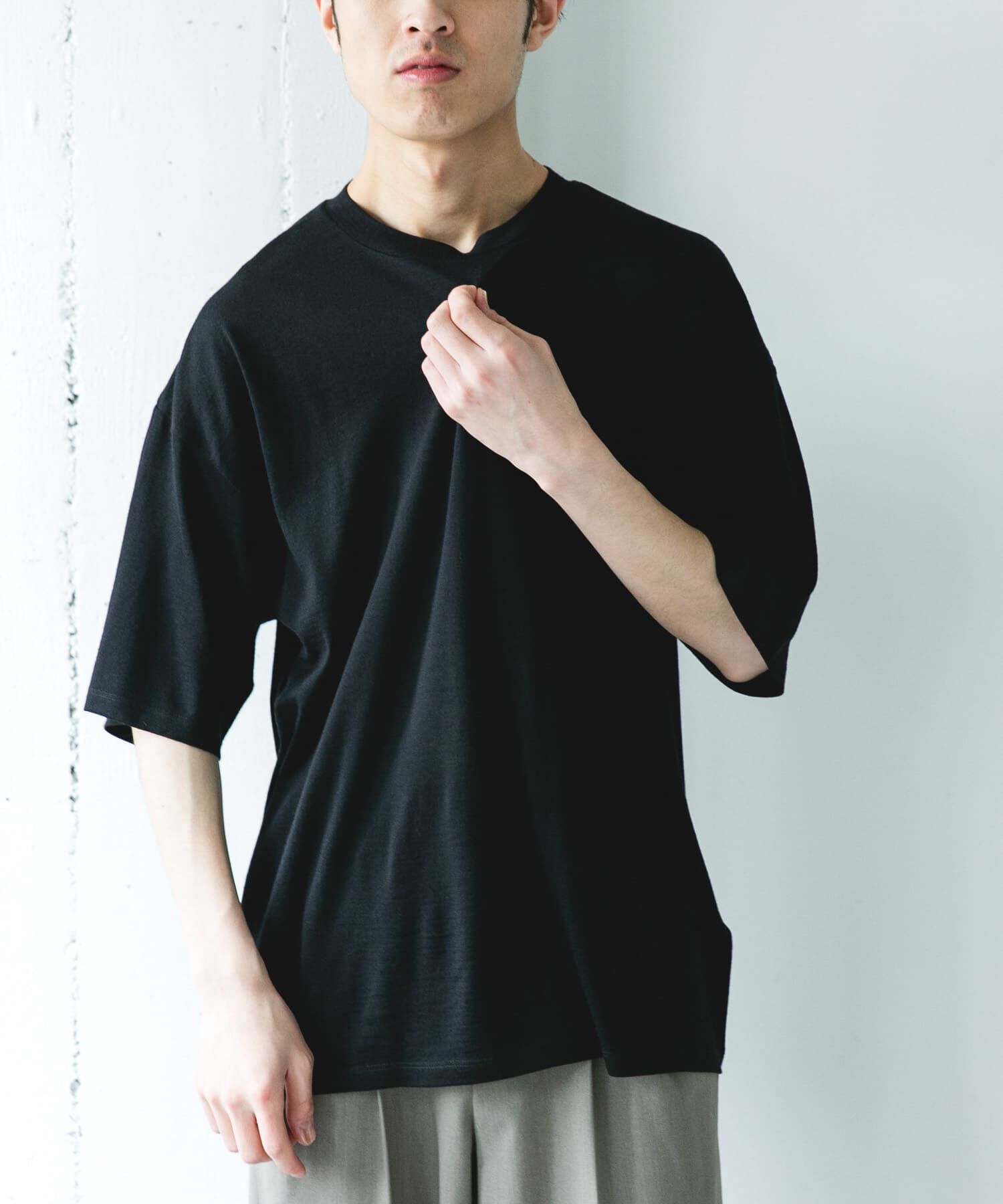 URBAN RESEARCH DOORS「PURE WOOL クルーネックショートスリーブTシャツ」|Tシャツ・カットソー|