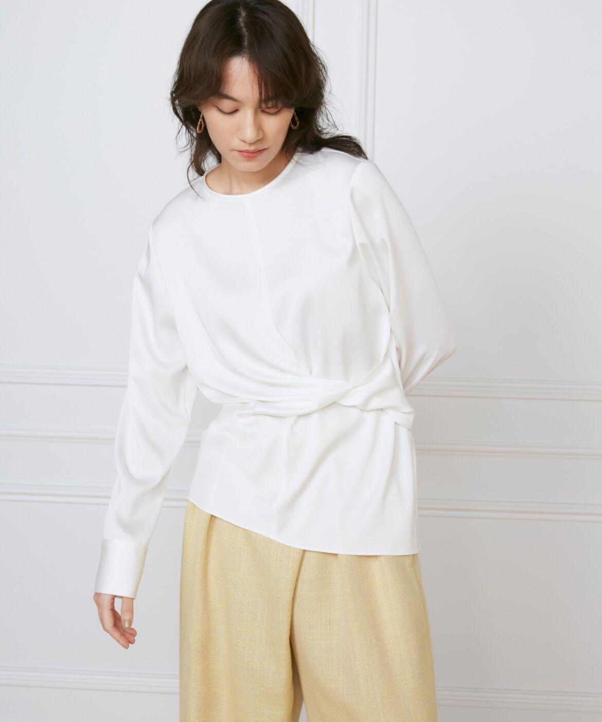 INED「《大きいサイズ》ウエストひねりブラウス《la veille by SUPERIOR CLOSET》」|シャツ・ブラウス|
