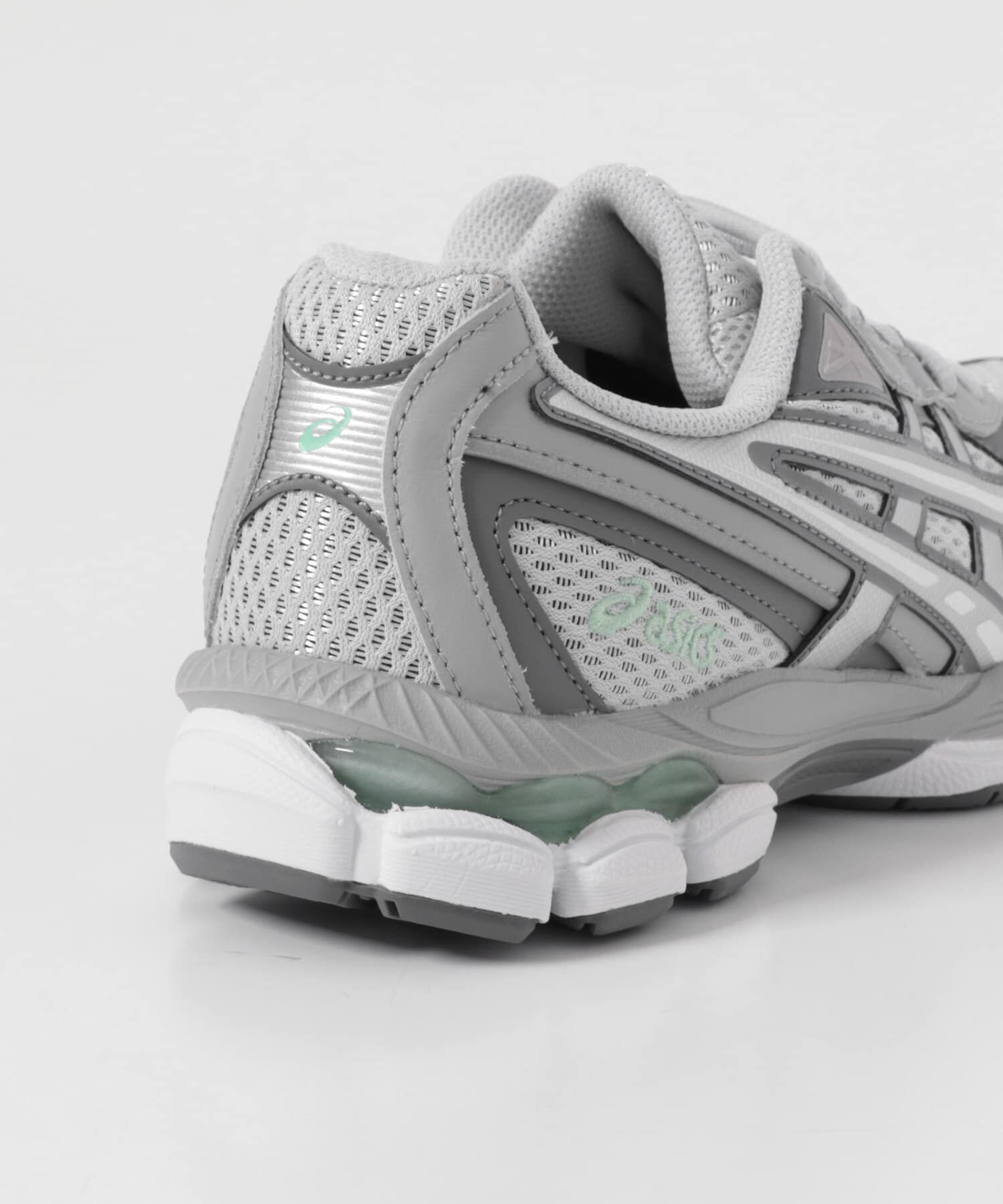 URBAN RESEARCH DOORS「ASICS　GEL-NYC 2055」|スニーカー|
